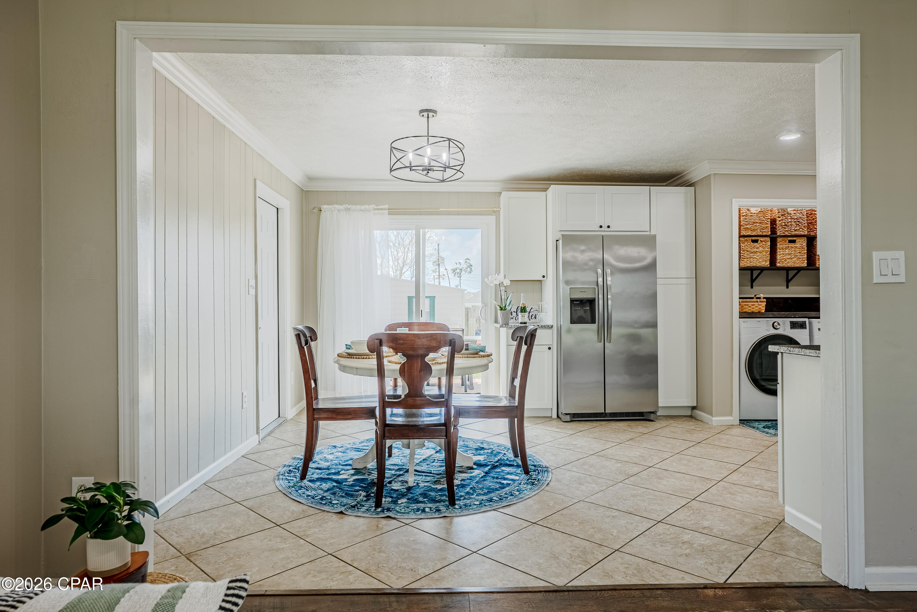 King Estates Unit 2 - Residential Lease