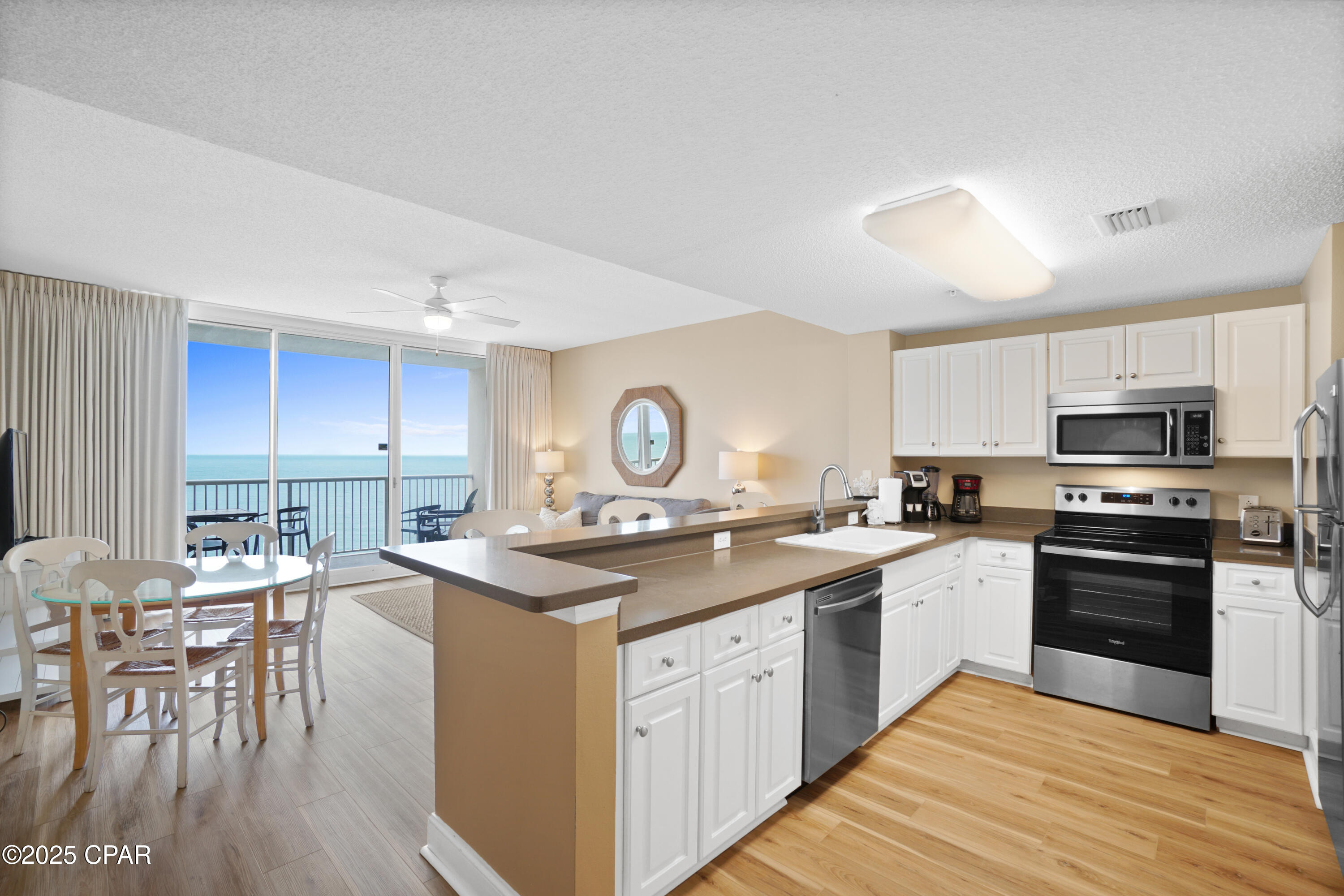 Majestic Beach Tower I - Residential