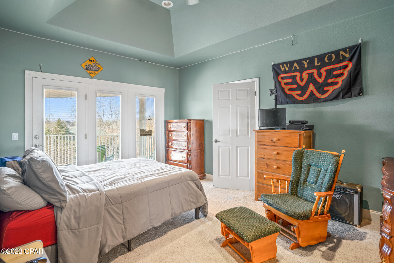 College Point 1st Add - Residential
