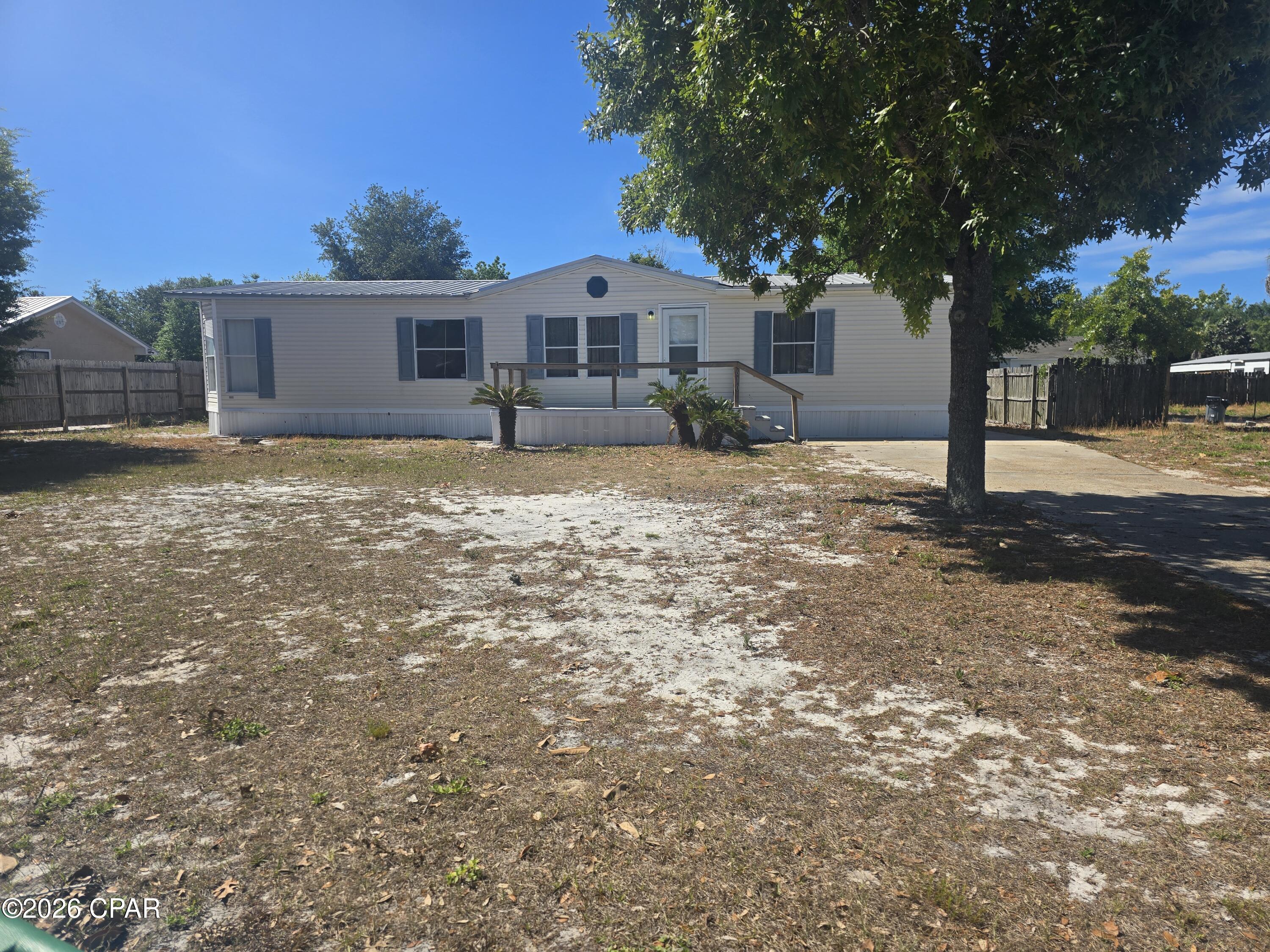 North Lagoon Oaks - Residential