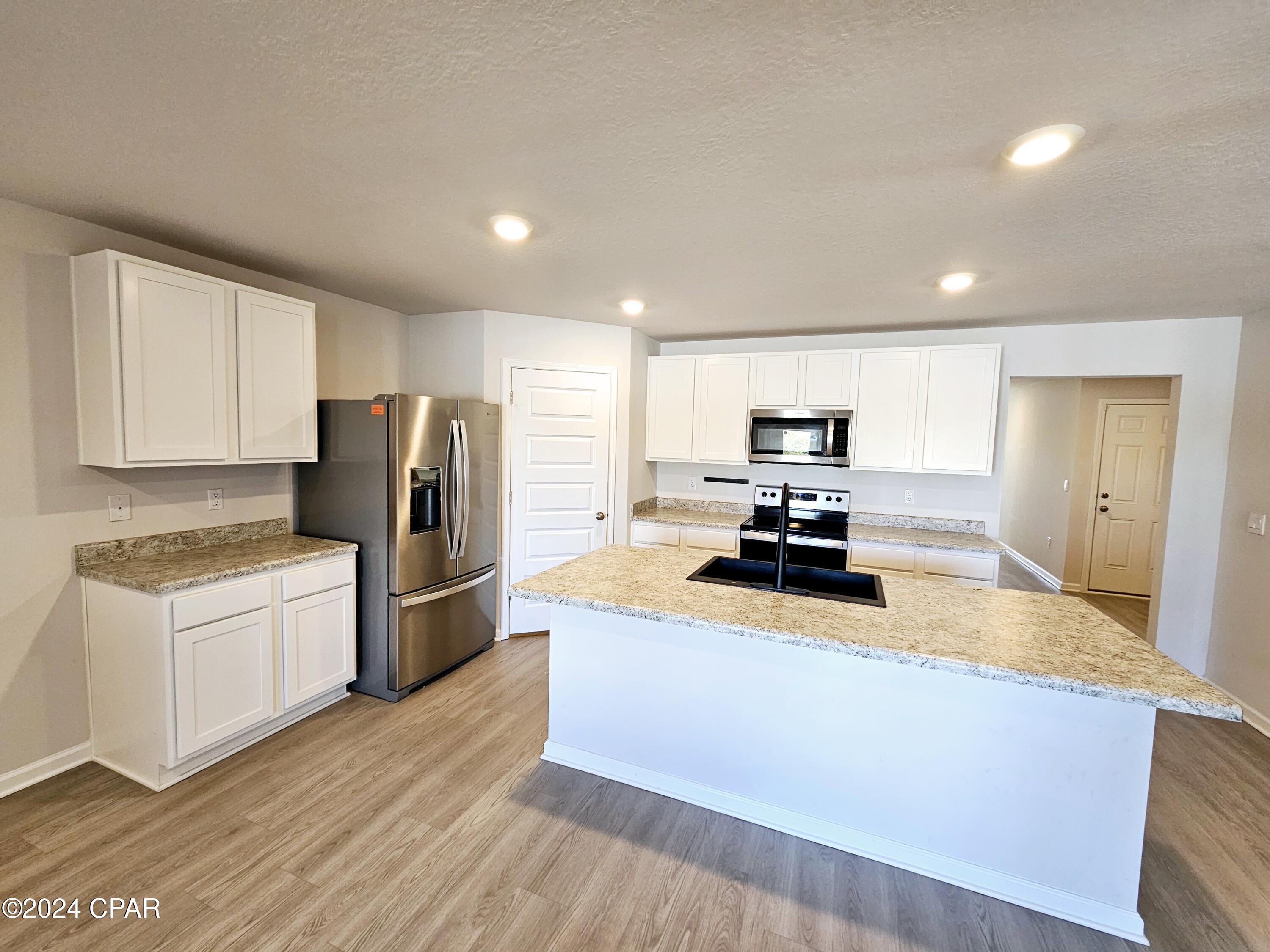 [No Recorded Subdiv] - Residential Lease