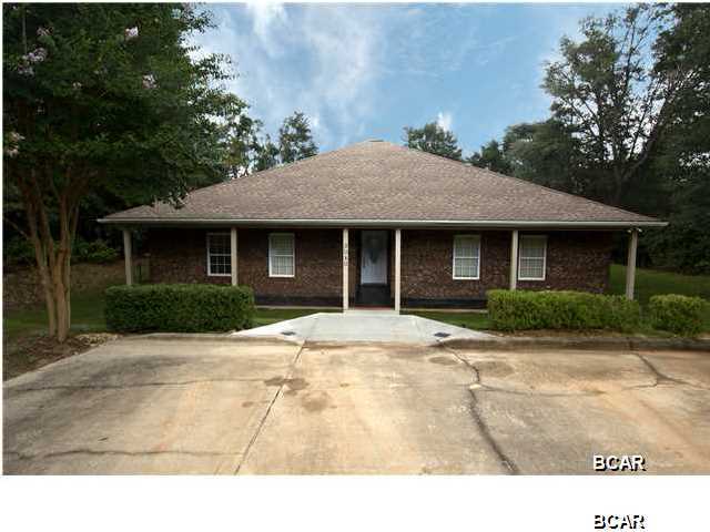 ALL BRICK 5 BEDROOM/ 3 BATH HOME SITS ON SPRING POND. CUSTOM BUILT BRICK HOME WITH OVER 2300 SQ FEET. VERY WELL TAKEN CARE OF WITH A SPLIT FLOOR PLAN, LARGE OPEN LIVING AREA WITH CUSTOM BUILT IN CABINETS. PERFECT HOME FOR A LARGE FAMILY WITH 5 BEDROOMS AND 3 FULL BATHS. LOCATED IN A VERY QUITE AREA CLOSE TO CRYSTAL LAKE. PLEASE CALL FOR YOUR PRIVATE SHOWING TODAY. PLEASE VERIFY ALL IMPORTANT INFORMATION.