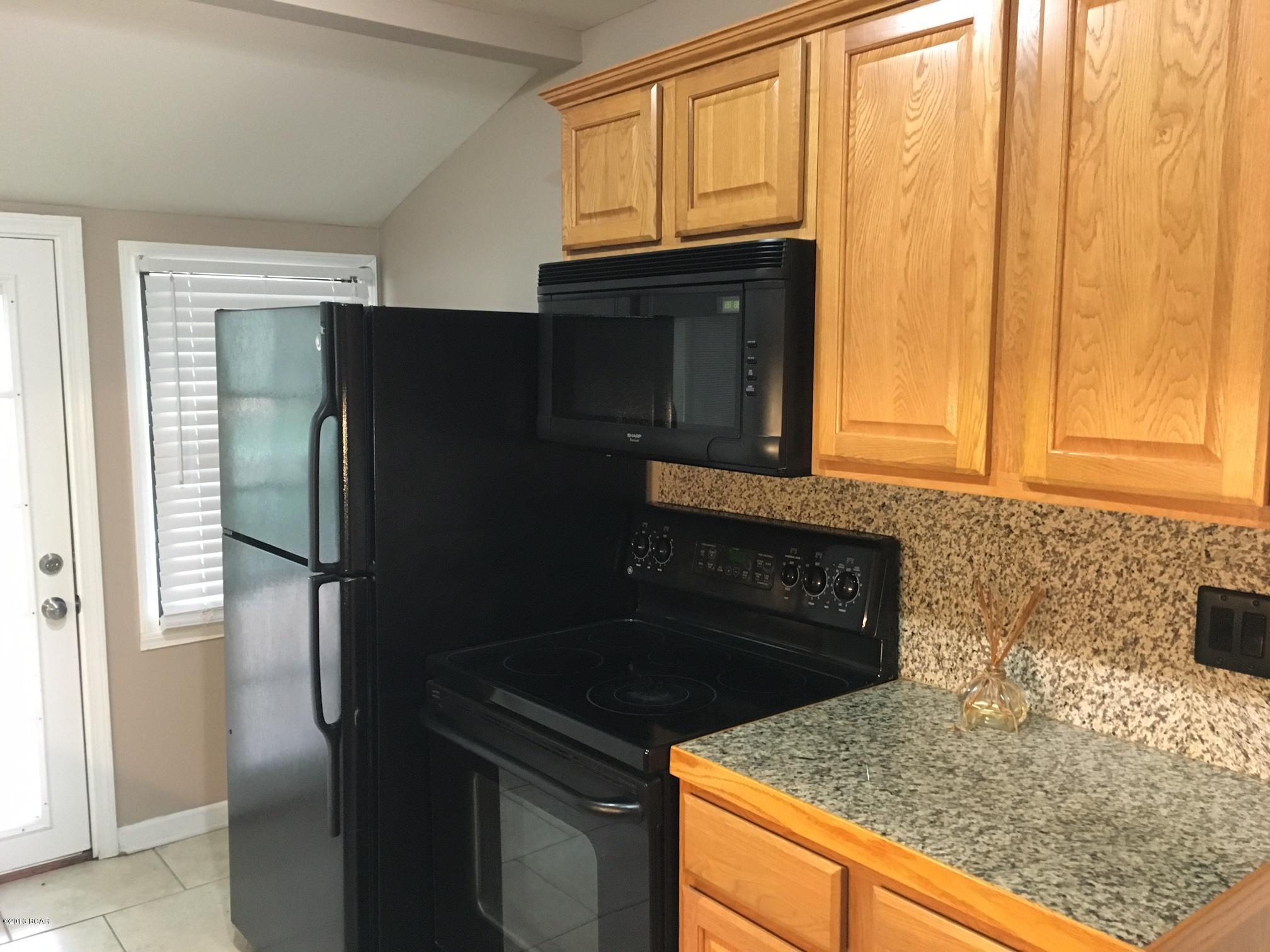 Davis - Residential Lease