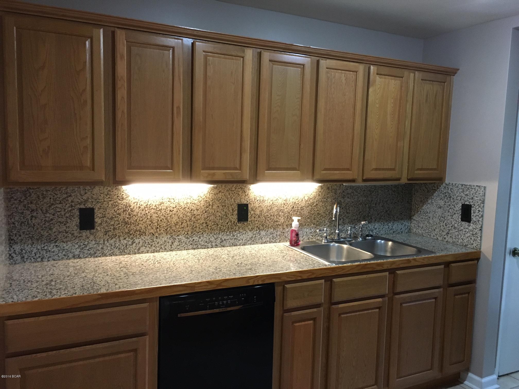 Davis - Residential Lease