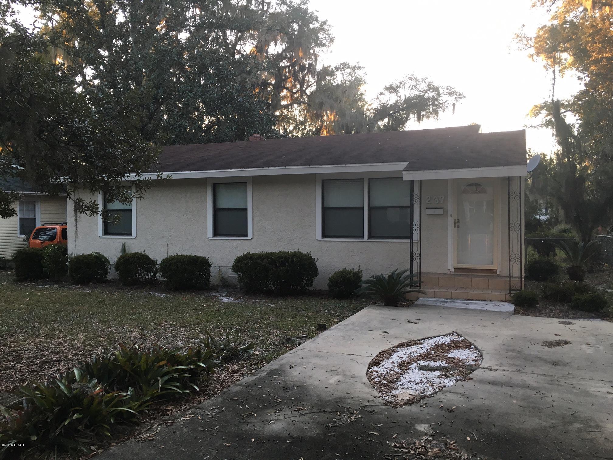 Davis - Residential Lease