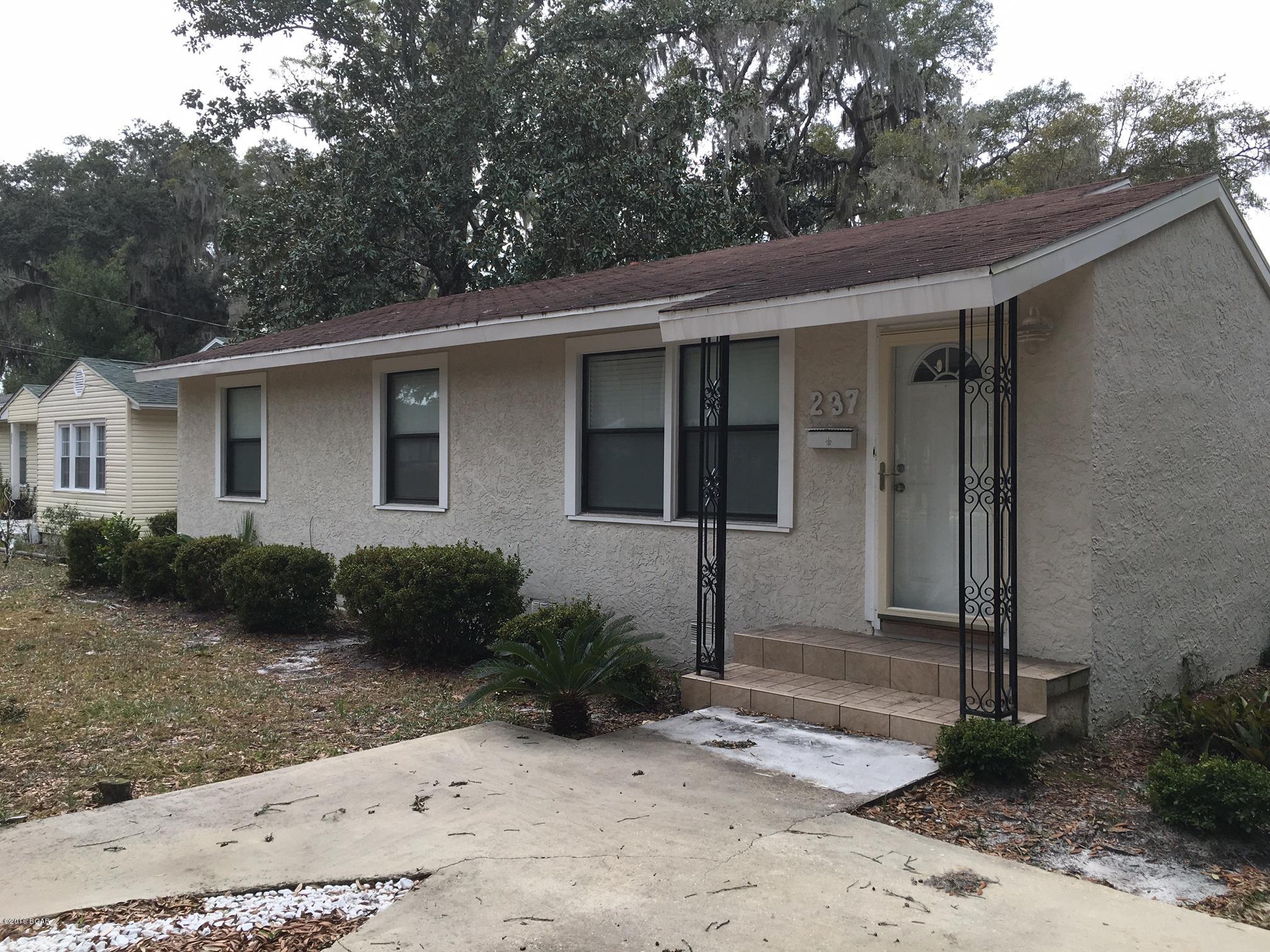 Davis - Residential Lease