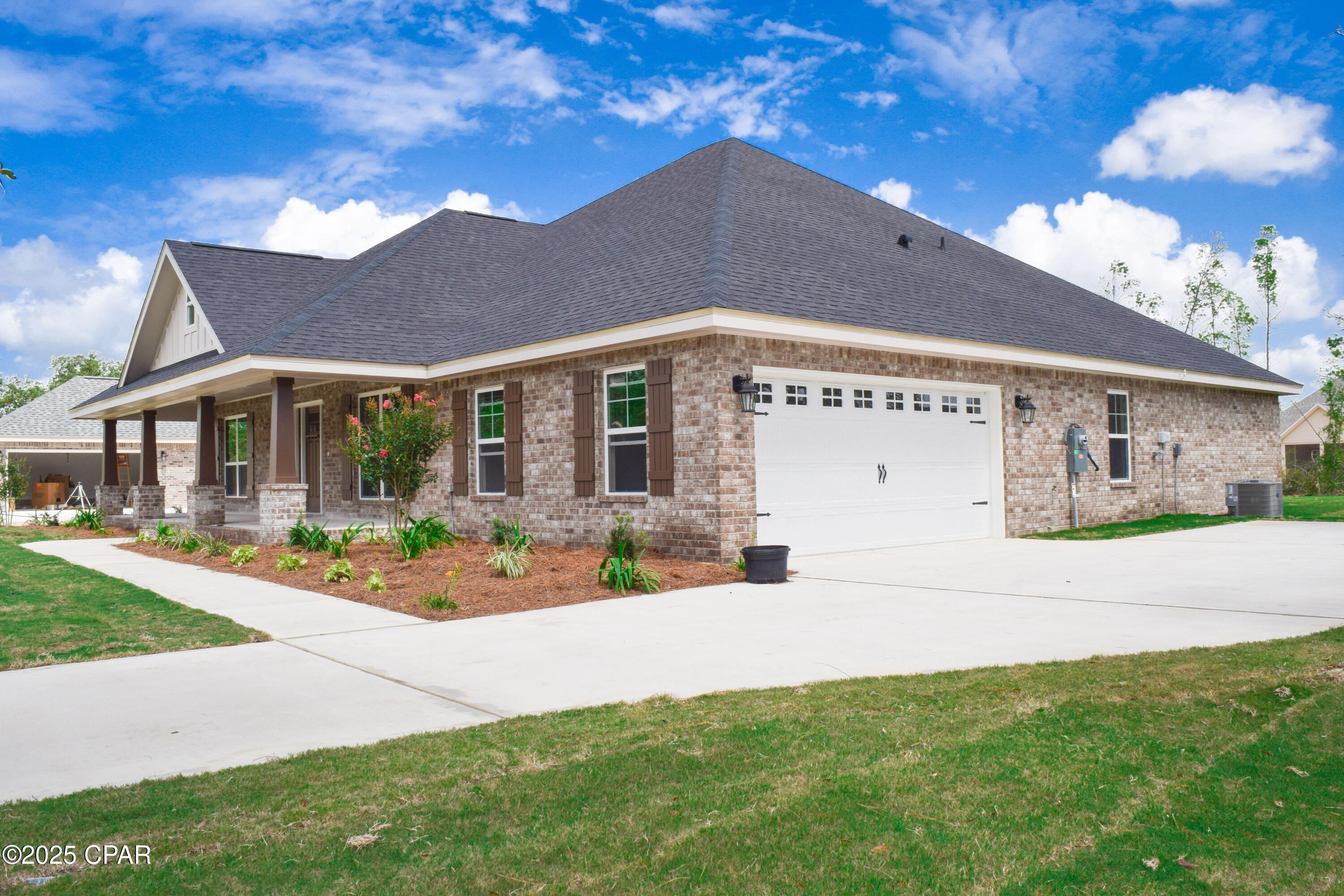 Cedar Creek At Deerpoint Lake - Residential
