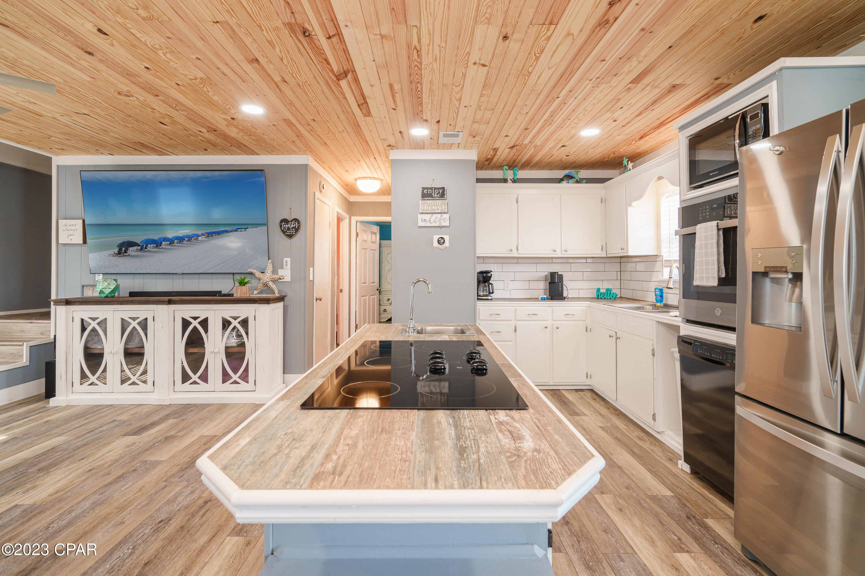 Holiday Beach Unit 13 - Residential