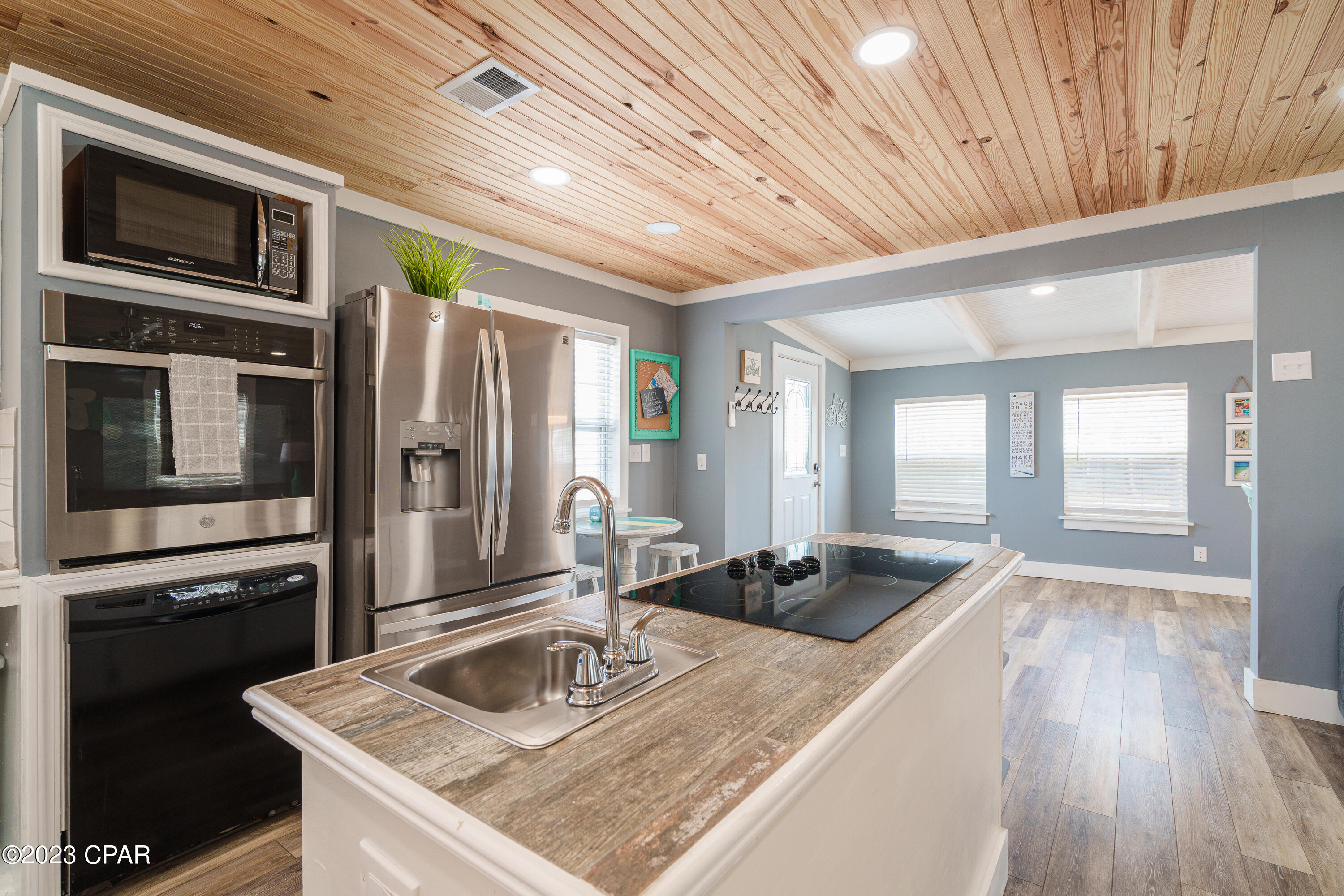 Holiday Beach Unit 13 - Residential