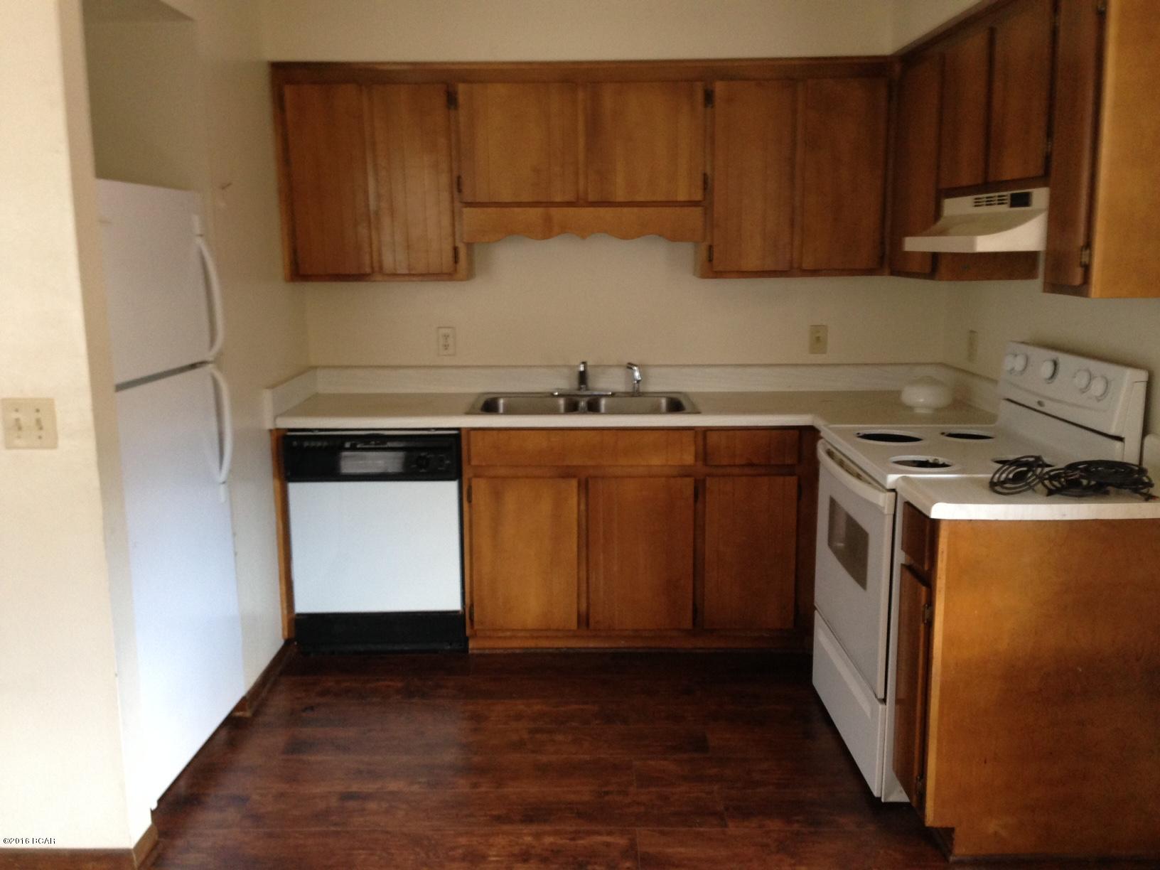 [No Recorded Subdiv] - Residential Lease