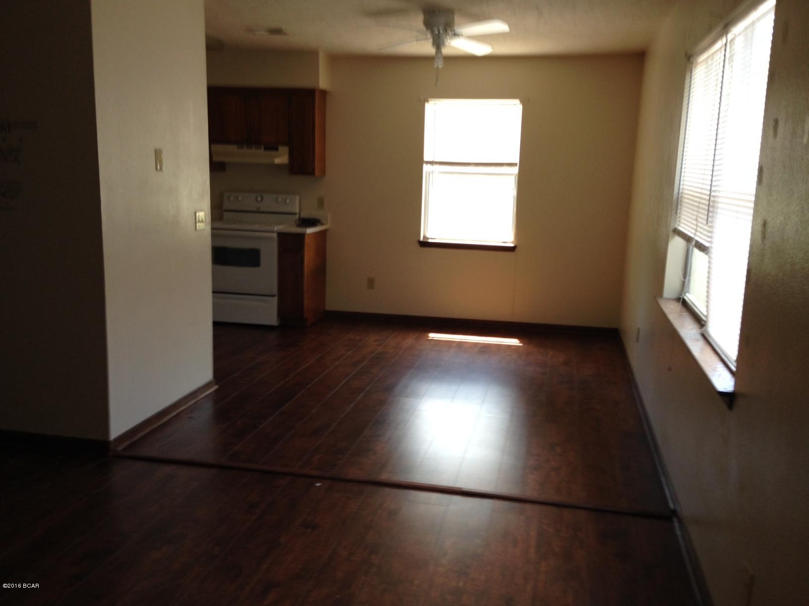 [No Recorded Subdiv] - Residential Lease