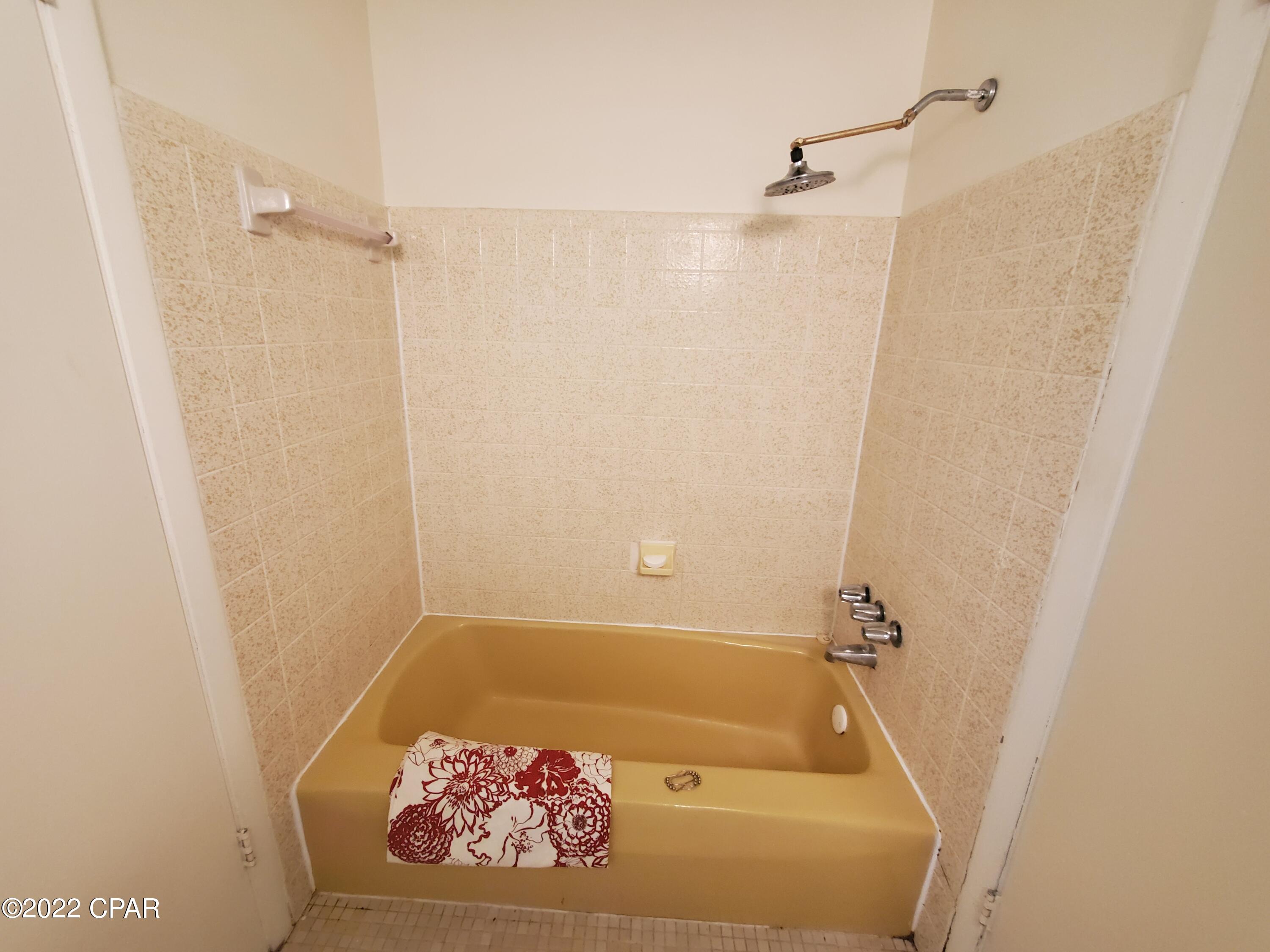Sunny Hills Unit 1 - Residential