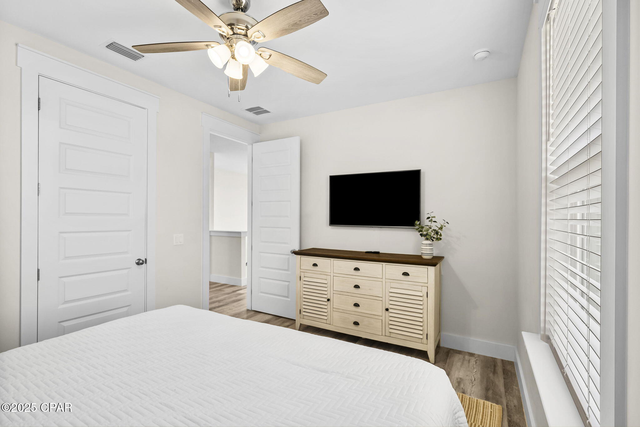 Laguna Beach 2nd Add - Residential