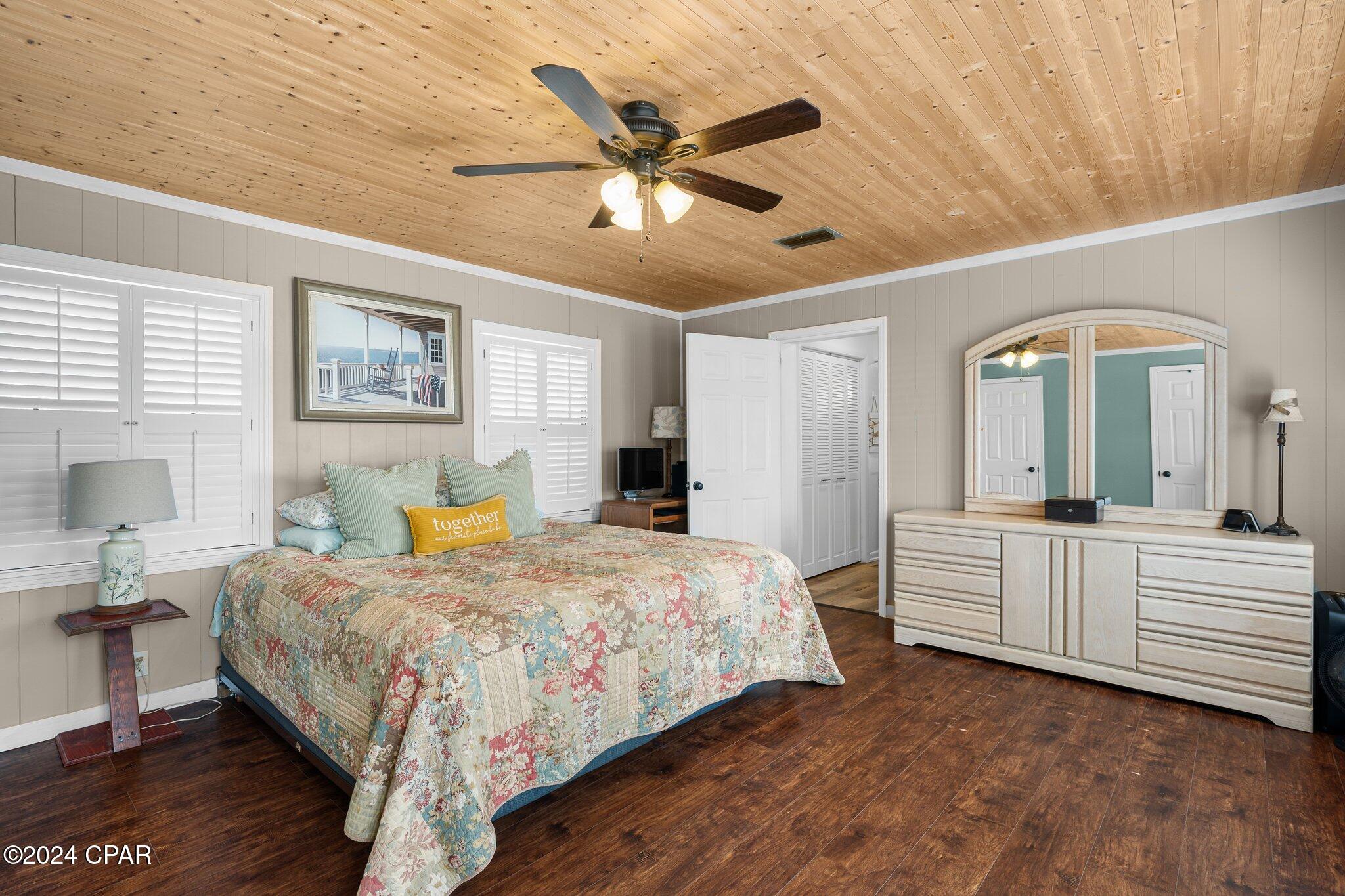 Lake Drive Heights - Residential