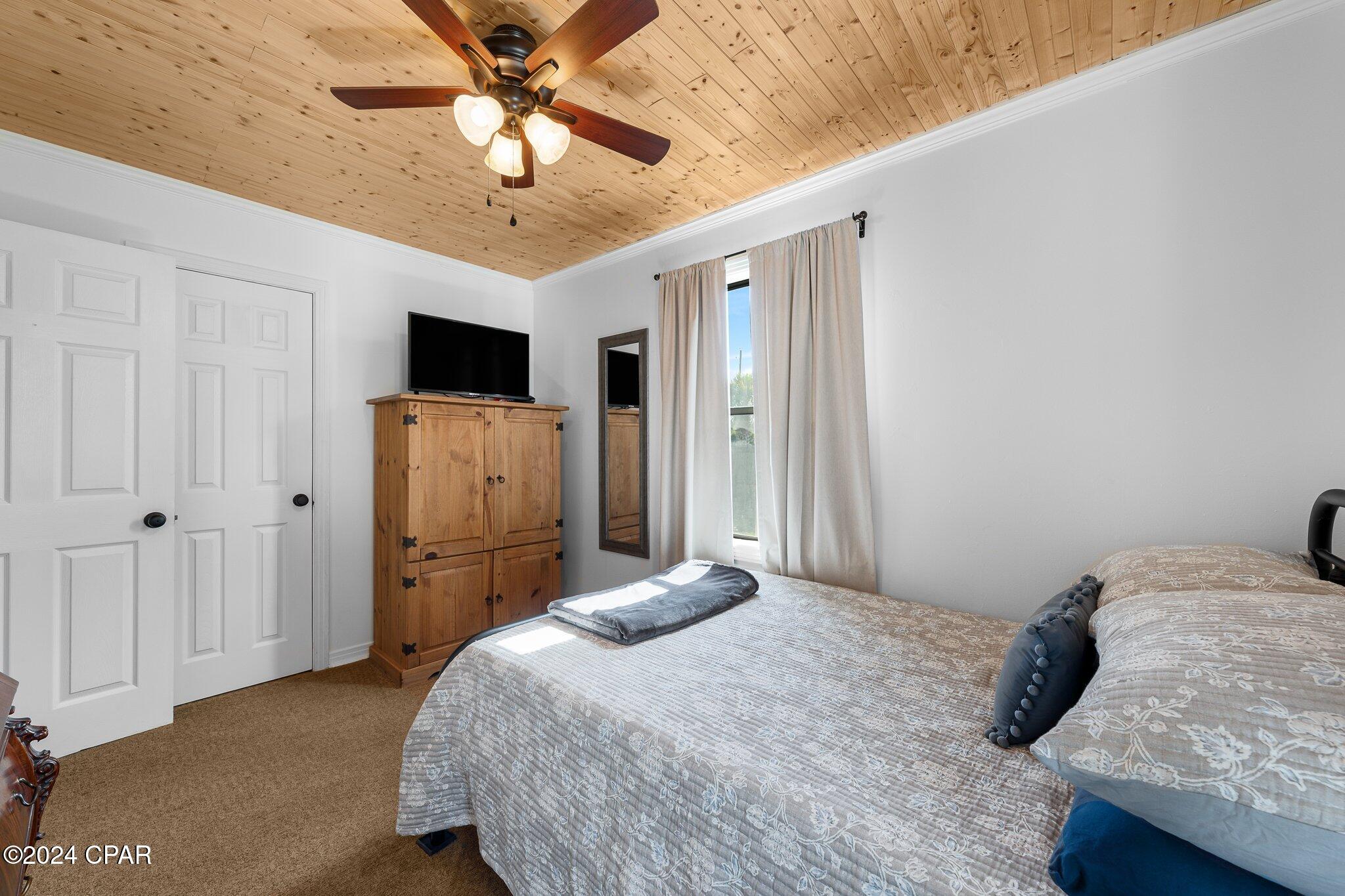 Lake Drive Heights - Residential