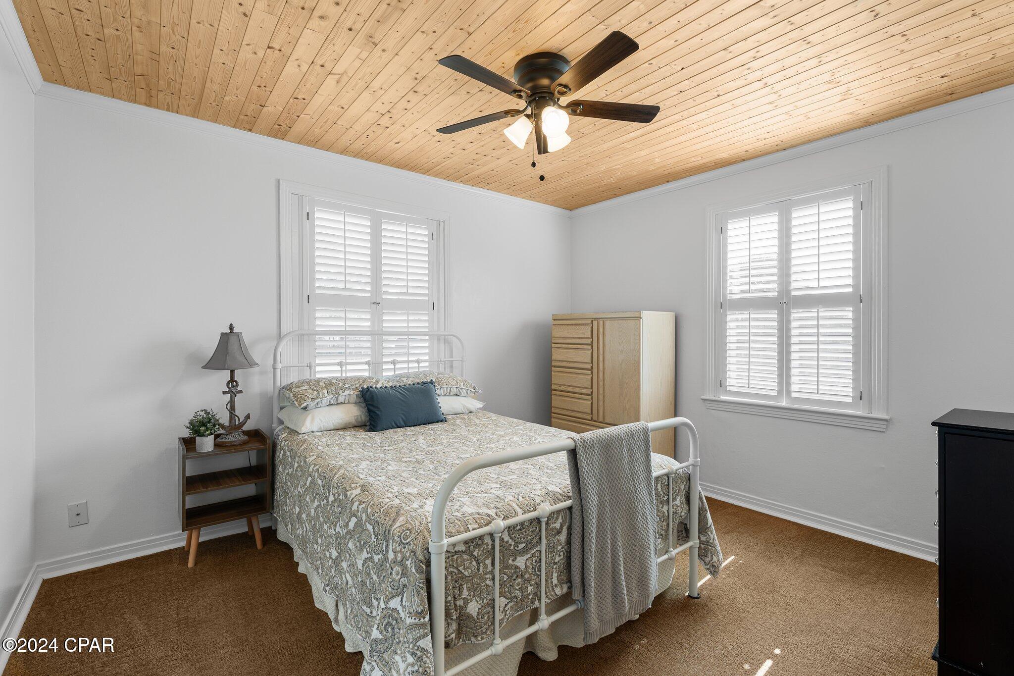 Lake Drive Heights - Residential