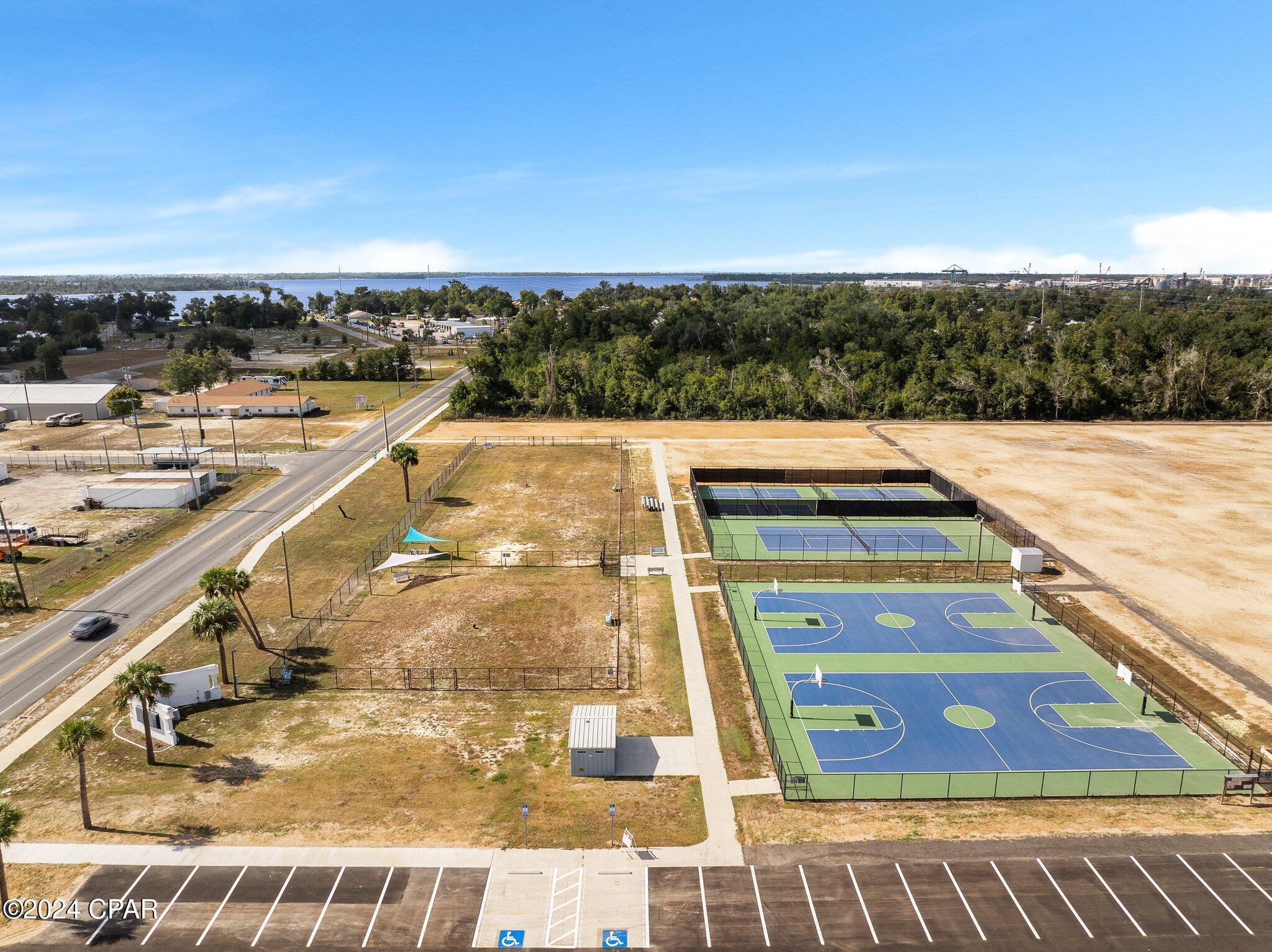 Lake Drive Heights - Residential