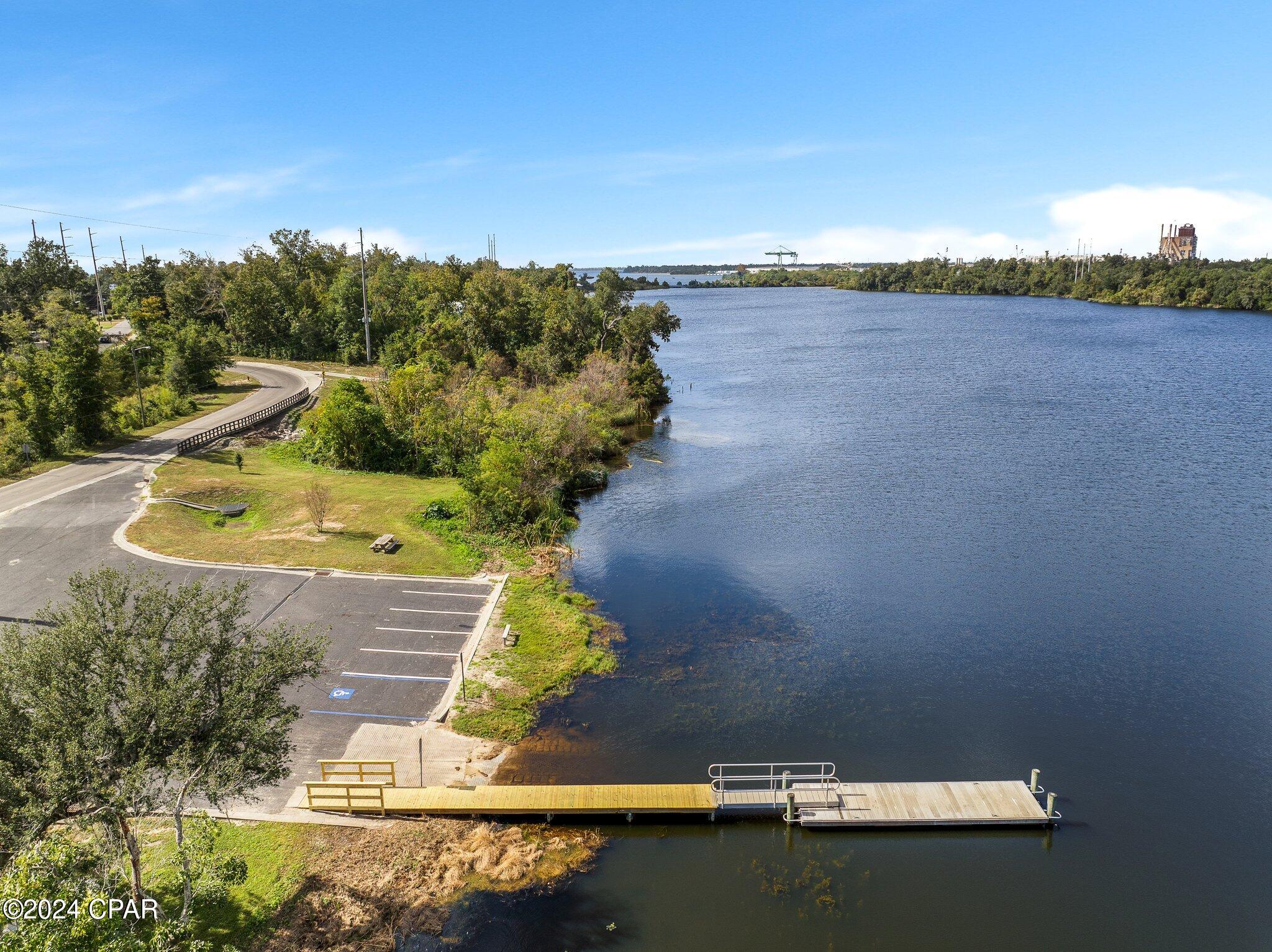 Lake Drive Heights - Residential