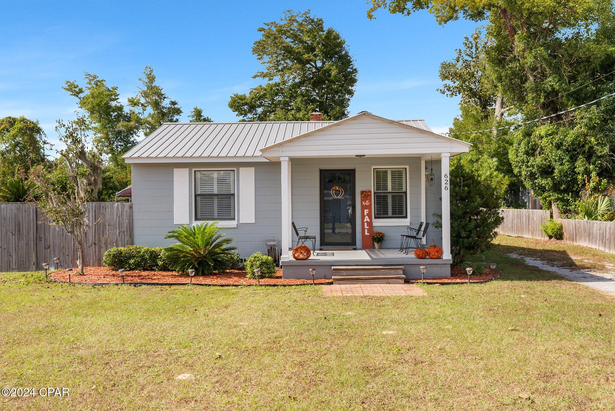 Lake Drive Heights - Residential