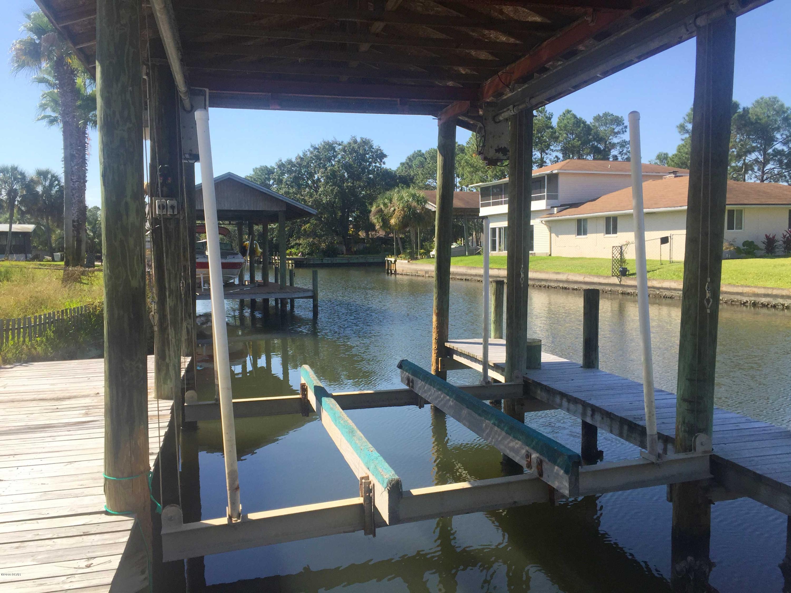 Baywood Shores Est Unit 5 - Residential