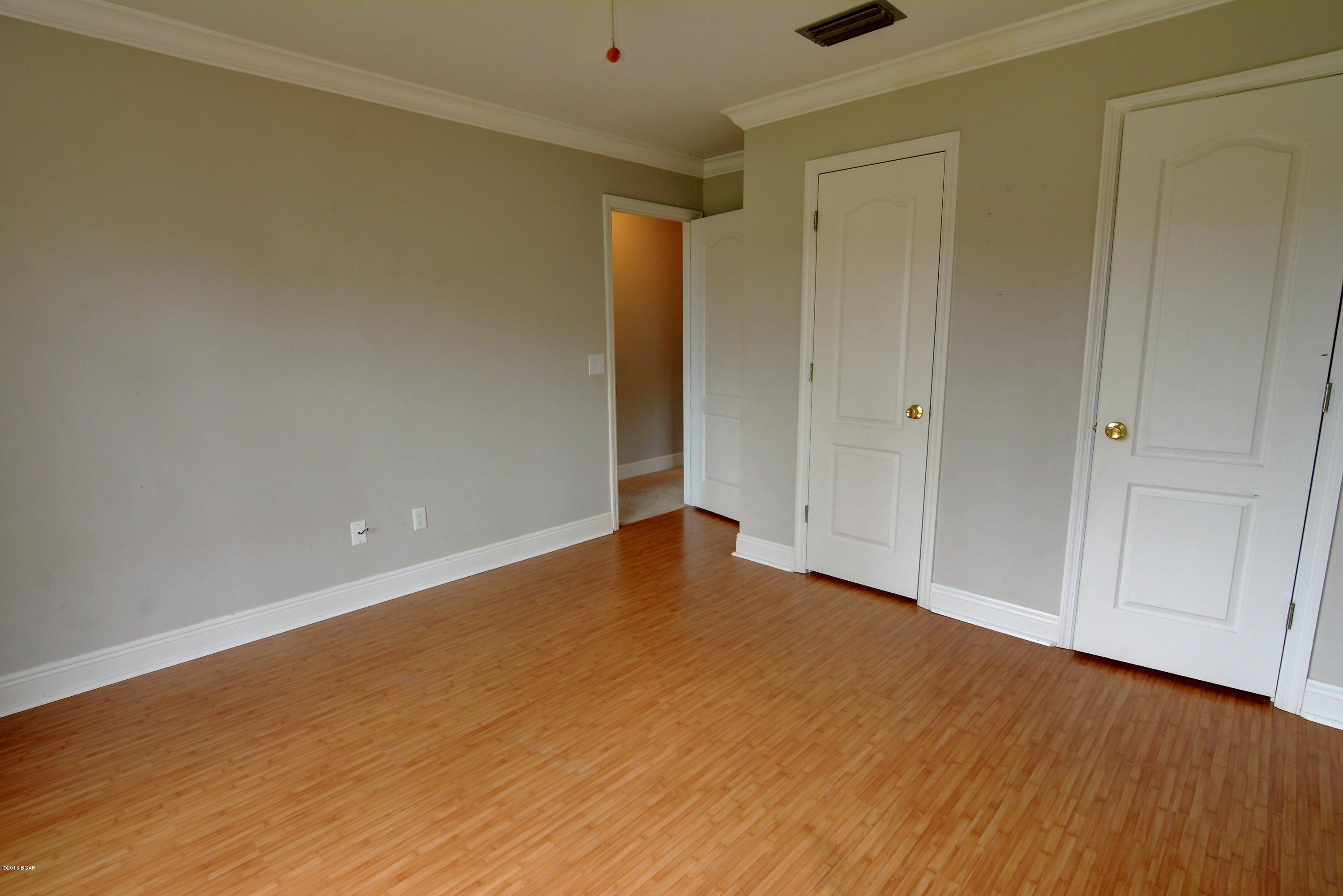 Baywood Shores Est Unit 5 - Residential