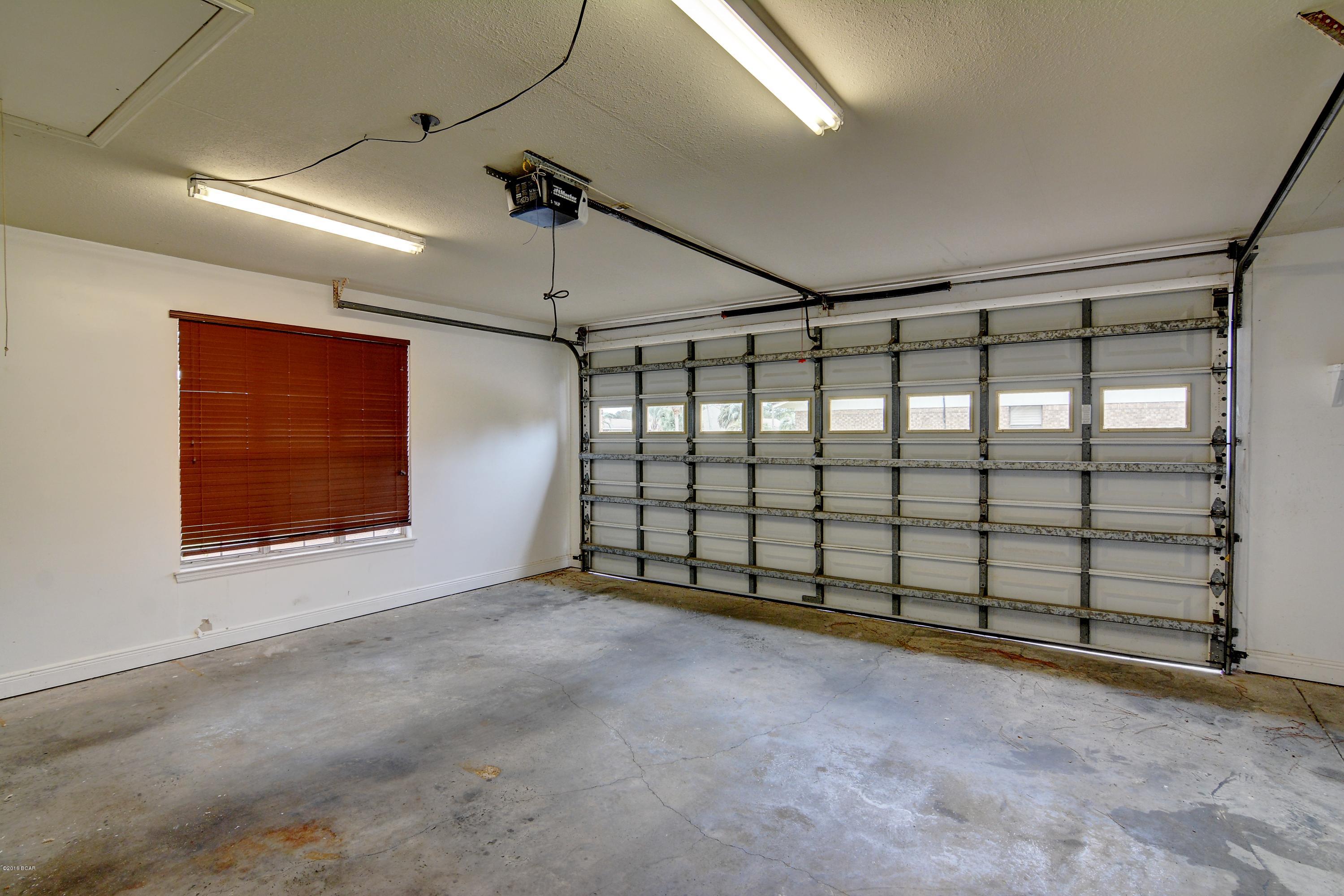 Baywood Shores Est Unit 5 - Residential
