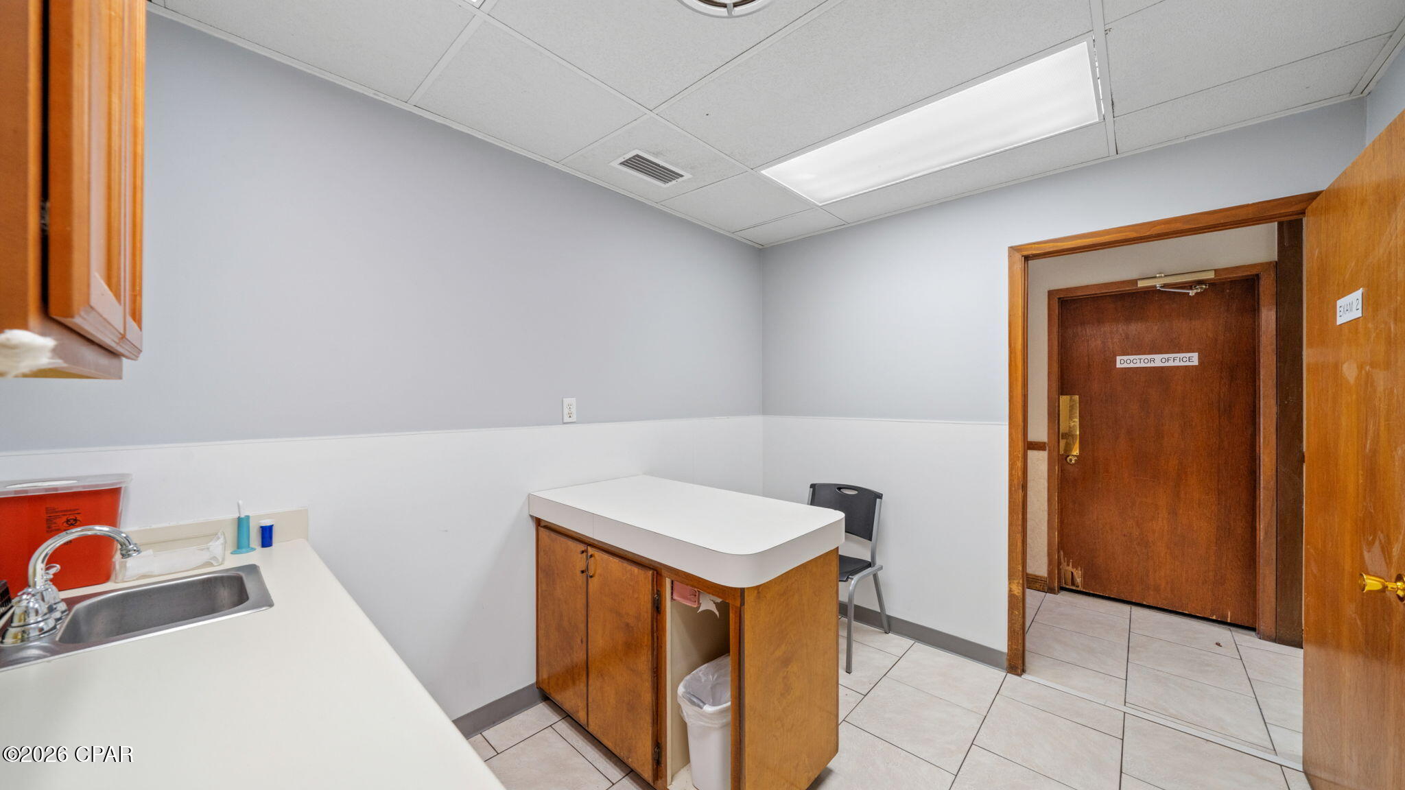 Thousand Oaks - Commercial Sale