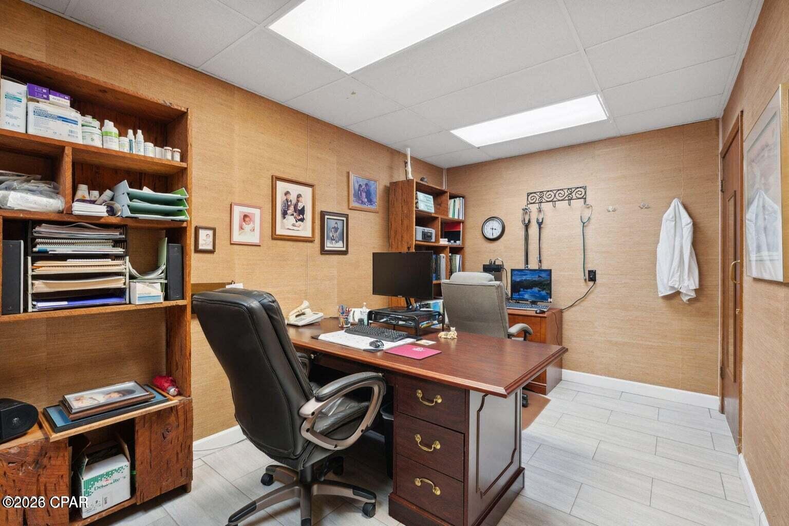 Thousand Oaks - Commercial Sale