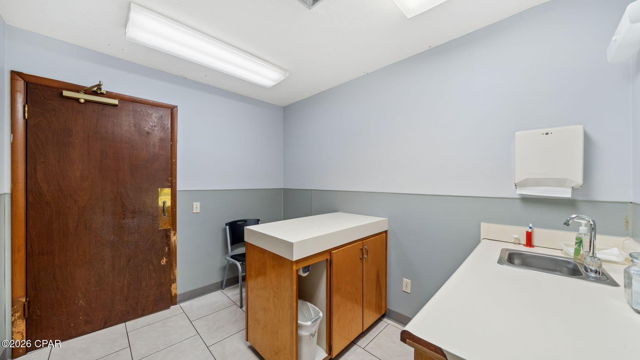 Thousand Oaks - Commercial Sale
