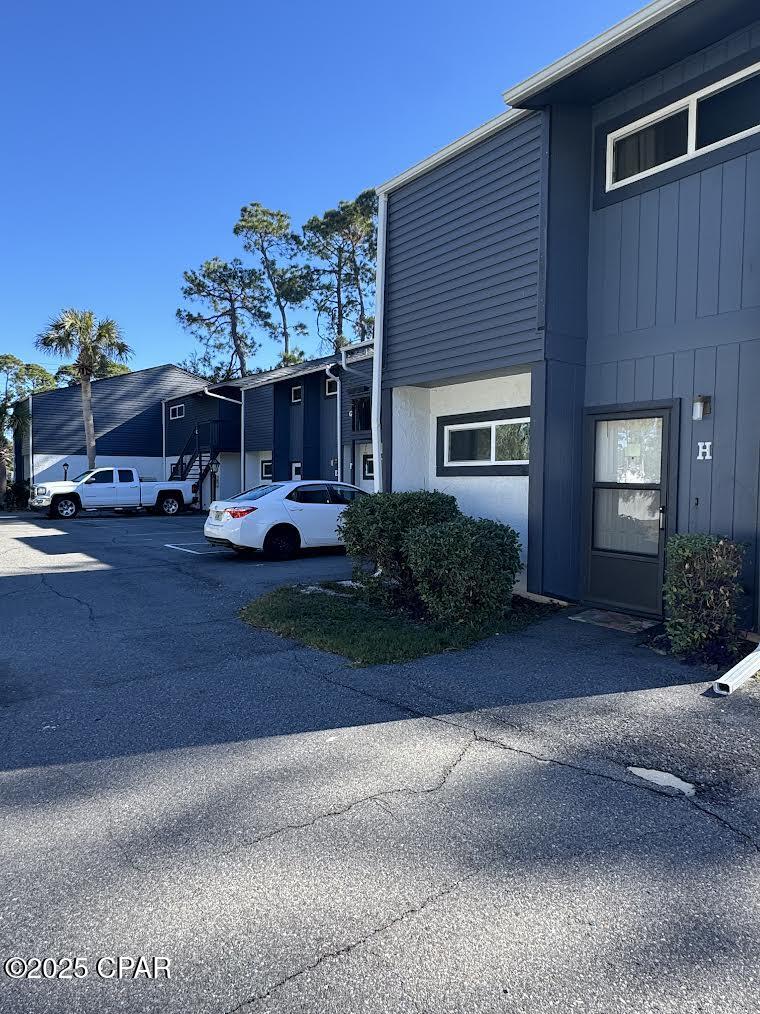 Shade Tree Condo Ph II - Residential