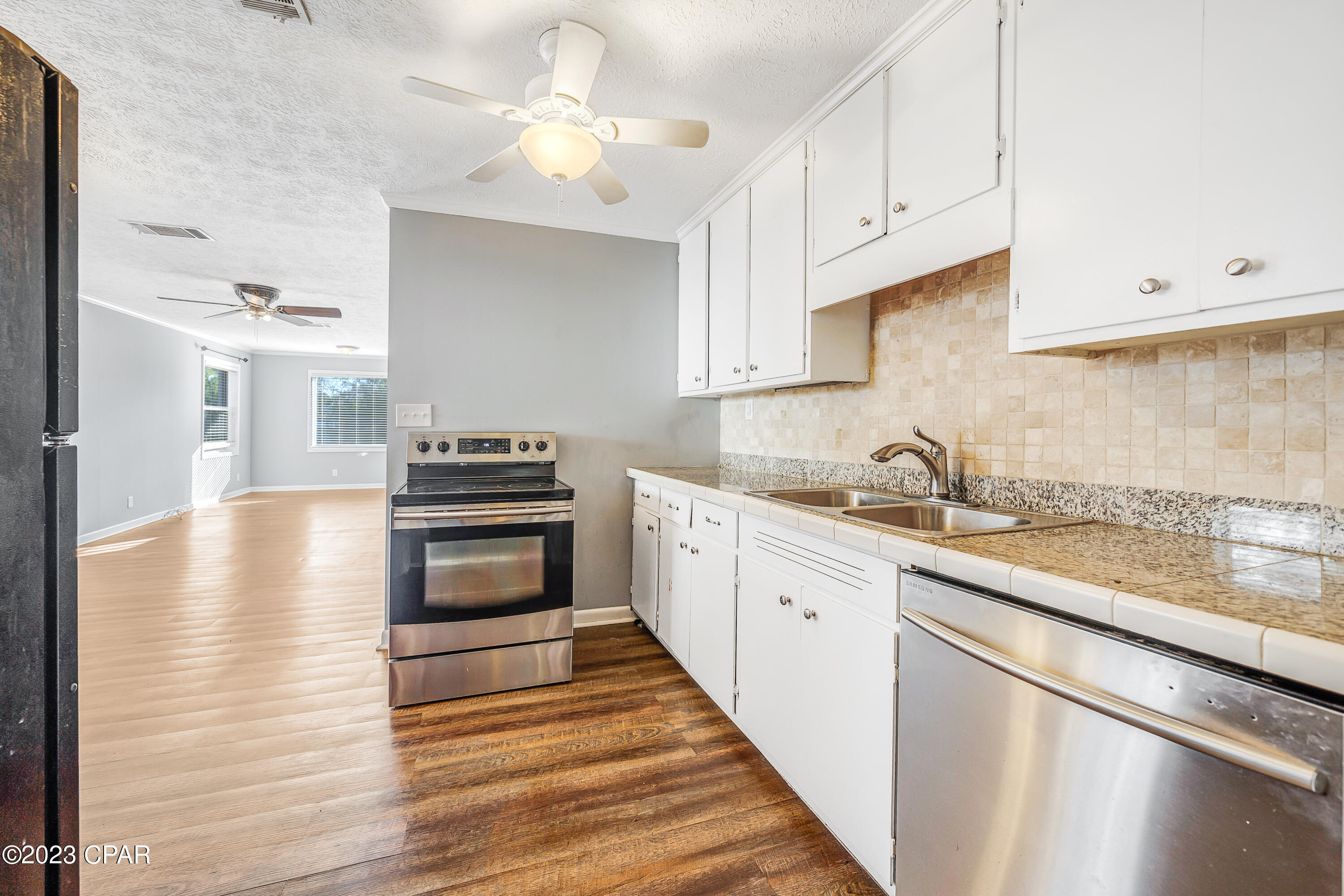 Oakland Terrace Add - Residential