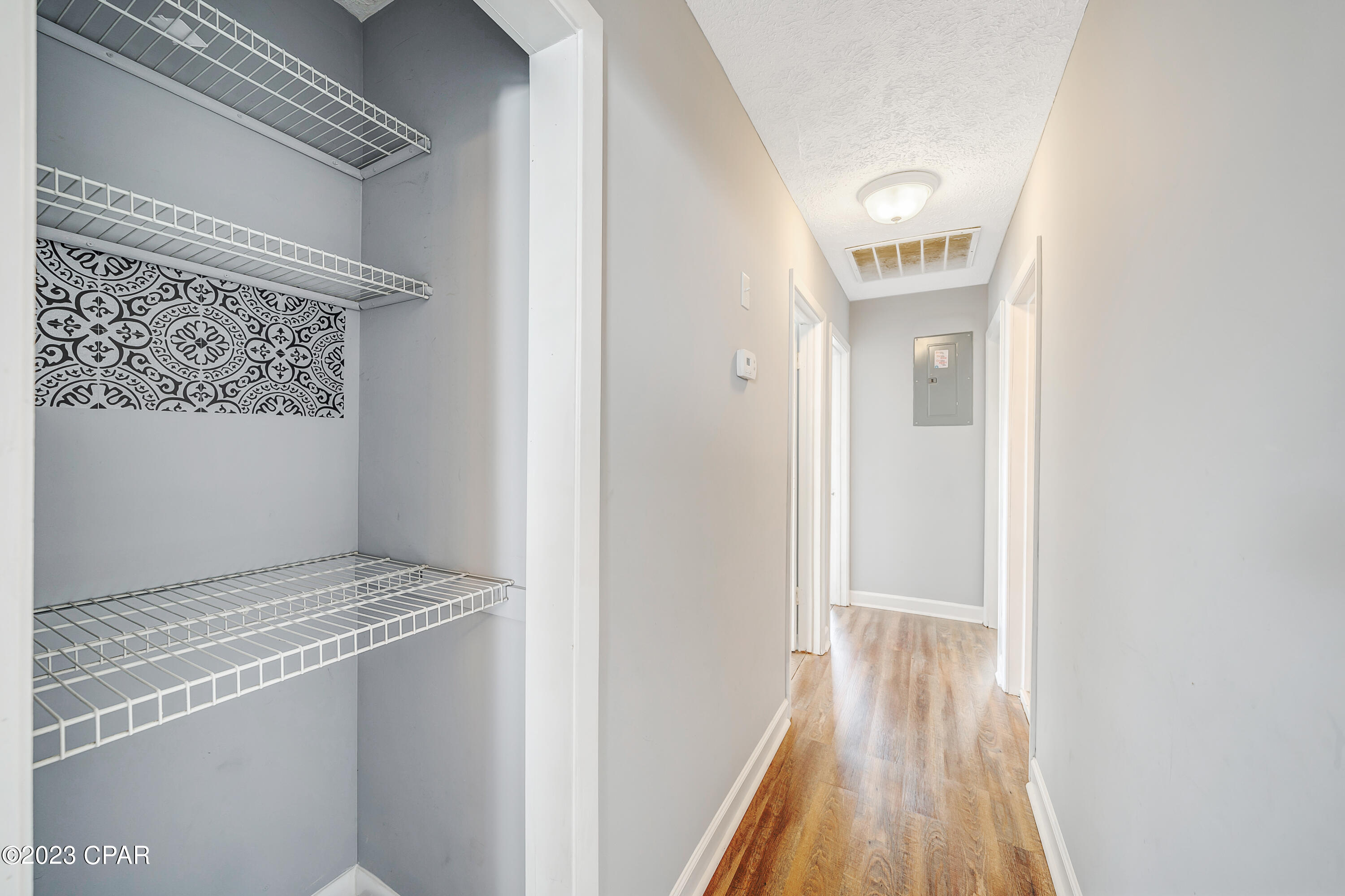 Oakland Terrace Add - Residential
