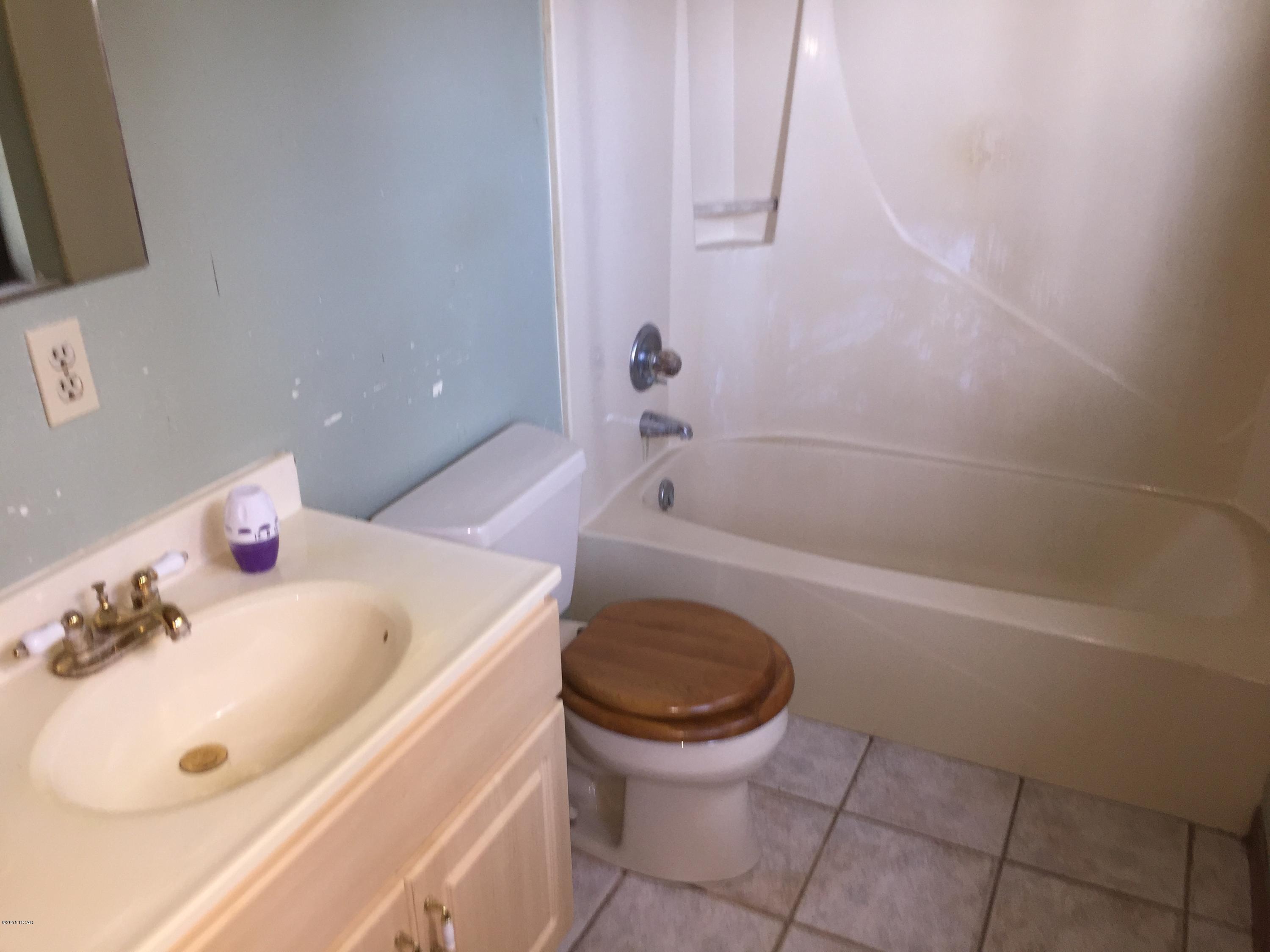 Cresent Bch Unit 1 - Residential