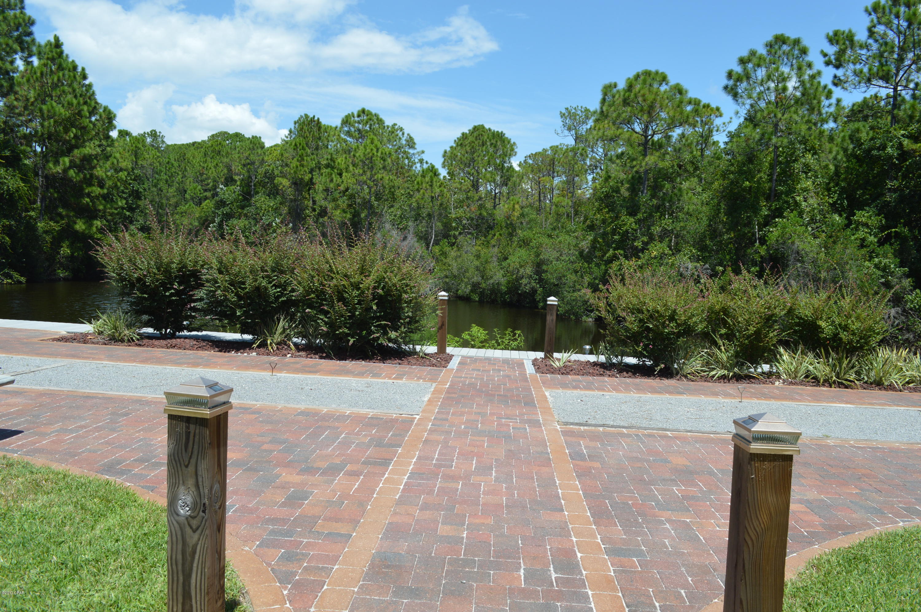 Emerald Lake Estates - Land