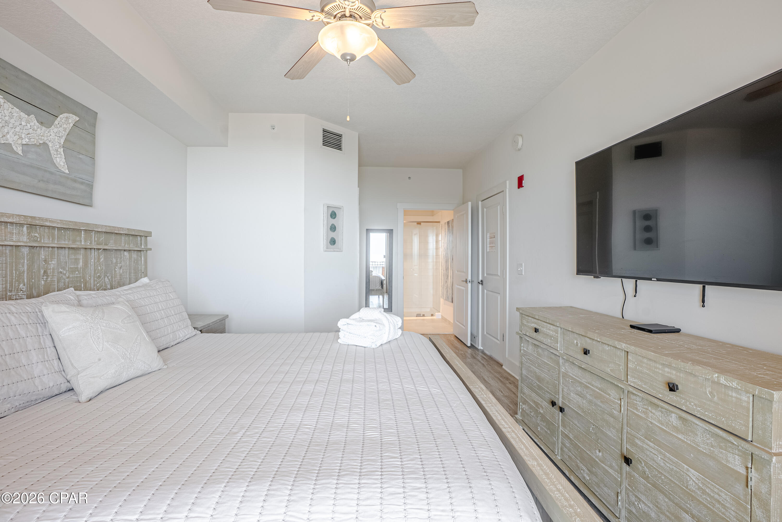 Calypso Towers III - Residential