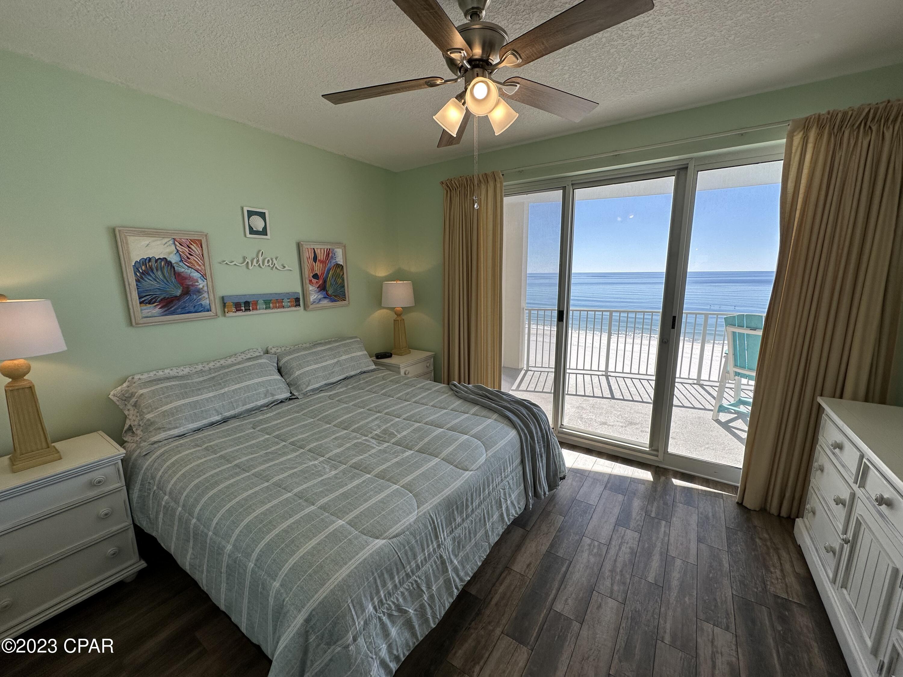 Twin Palms Resort - Residential
