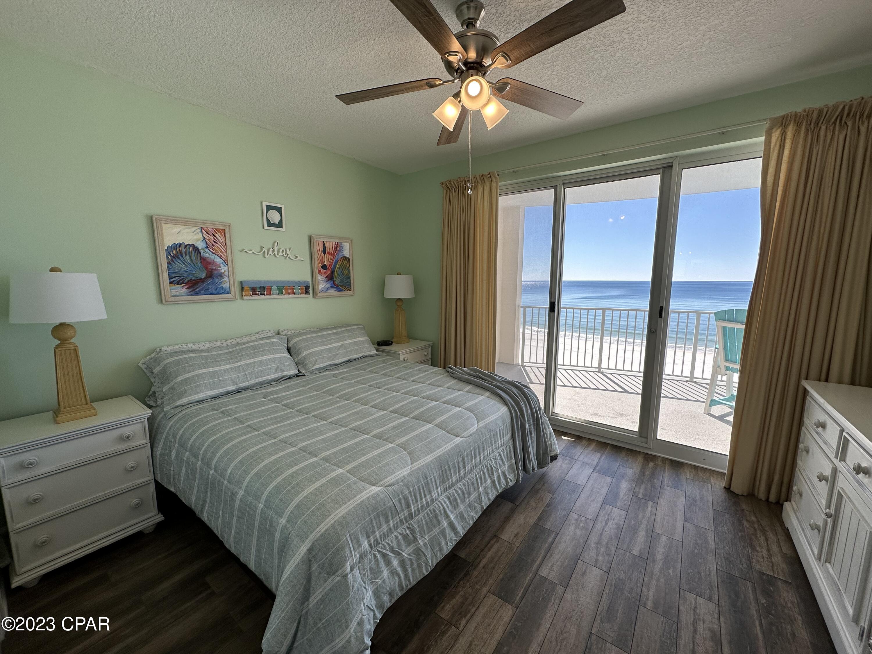 Twin Palms Resort - Residential