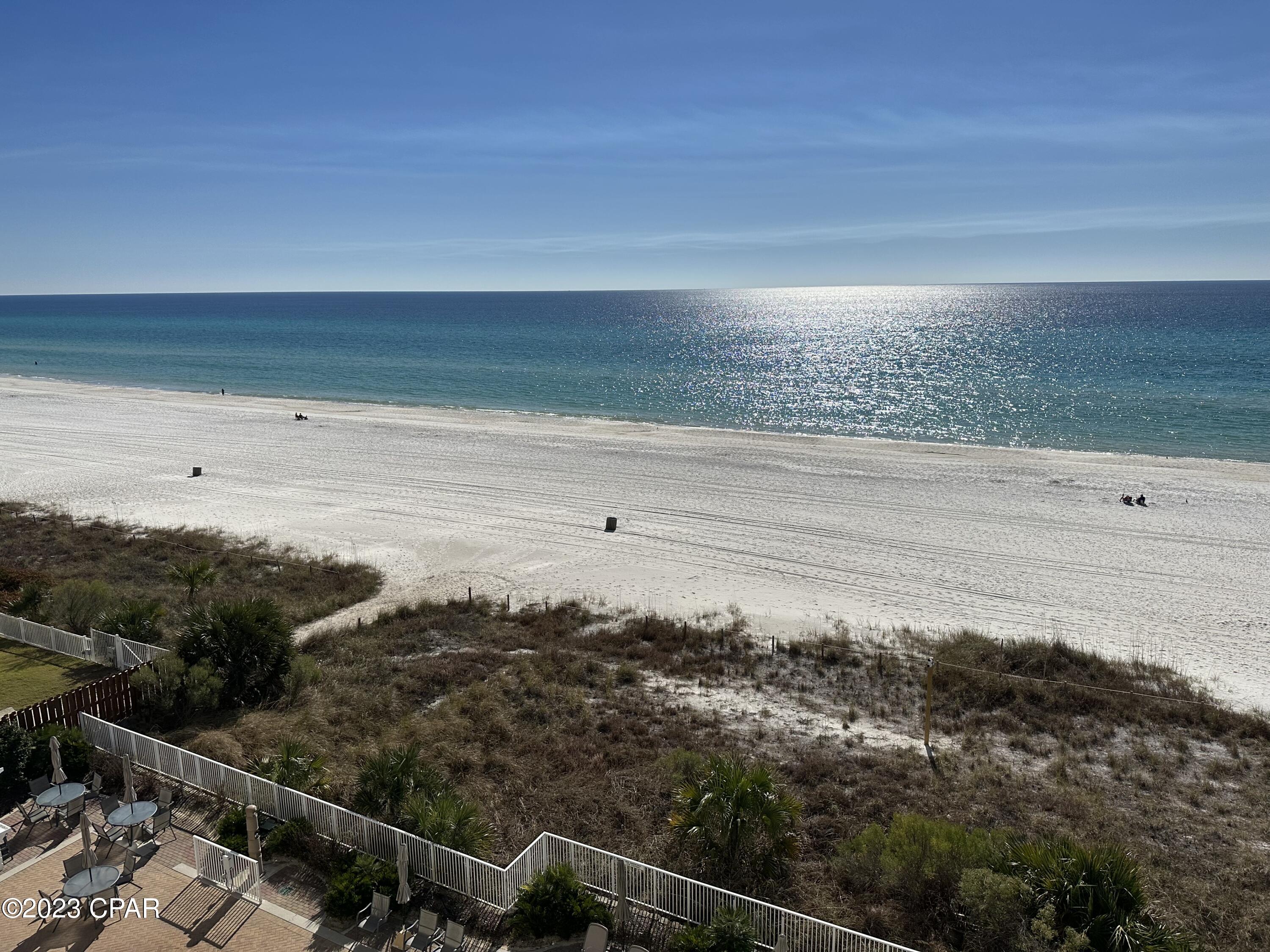 Twin Palms Resort - Residential