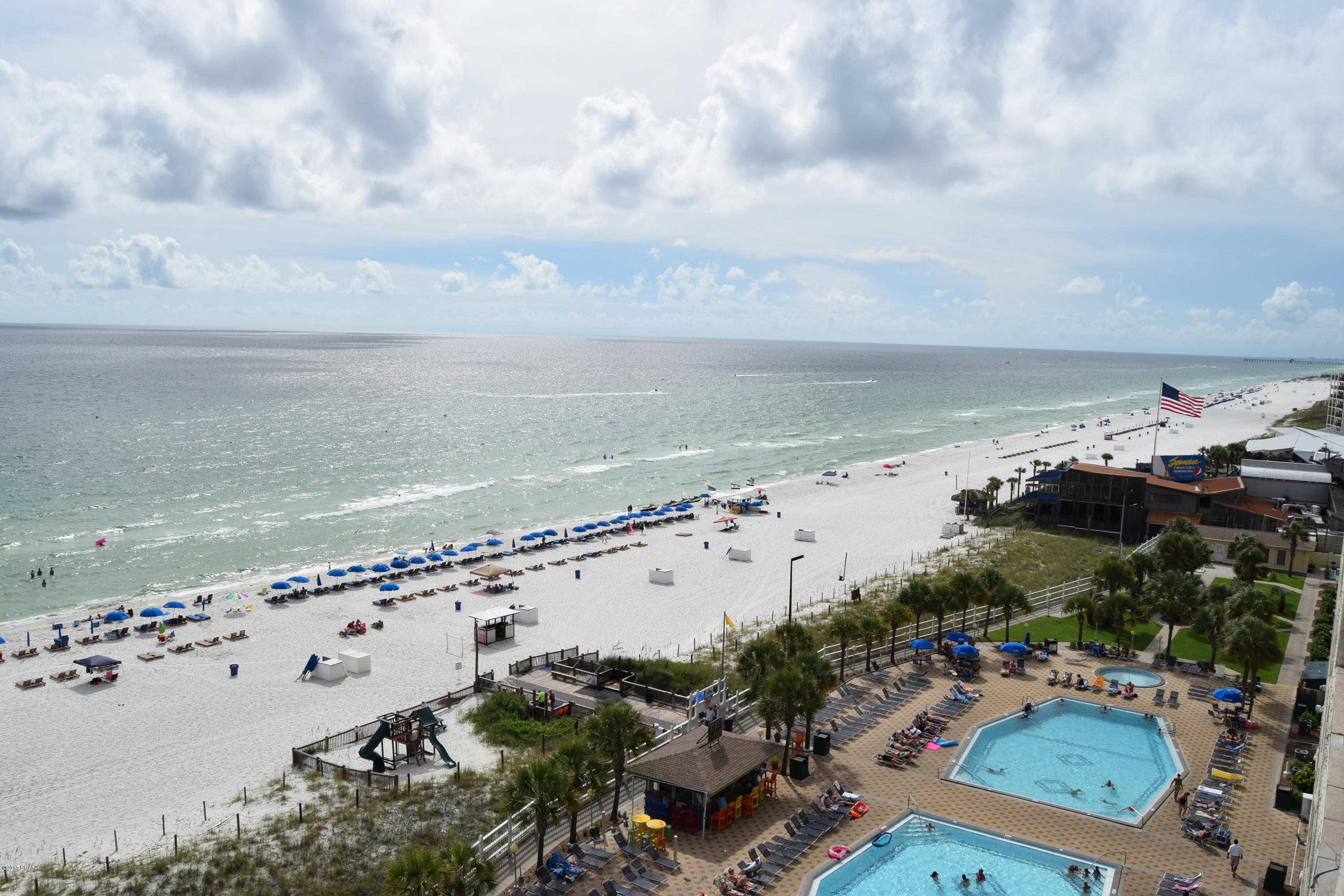 This updated Gulf front condo offers one bedroom and two full baths plus a

built-in hall bunk to maximize occupancy.

Tile floors throughout, fully appointed kitchen,  washer and

dryer. The private balcony is the perfect place to enjoy the sunsets

over the Gulf while you unwind. The Summit is loaded with amenities,

including 2 pools (one of which is heated seasonally), 2 kiddie pools,

2 outdoor hot tubs, indoor whirlpool, fitness center, tennis courts,

shuffle board, snack bar, gift shops, game room, Tiki Bar, on-site

restaurant, and of course the world's most beautiful beaches just

outside your door. All dimensions to be verified