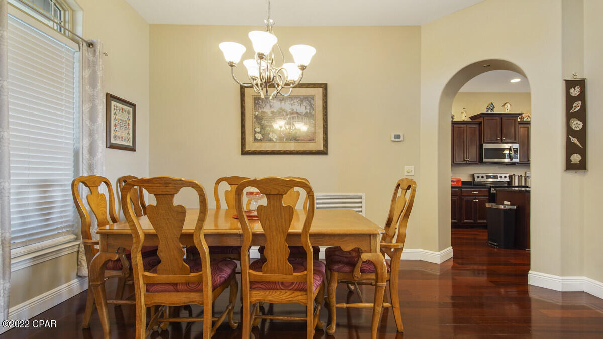Kirkland Manor - Residential