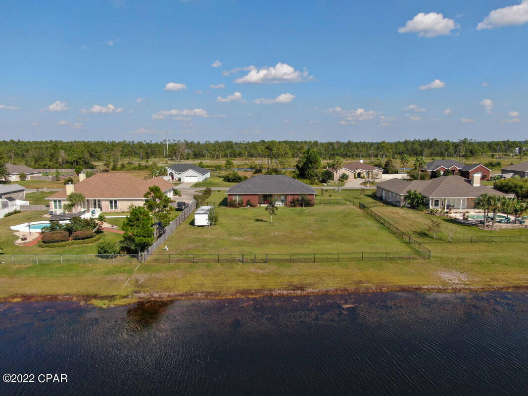 Kirkland Manor - Residential
