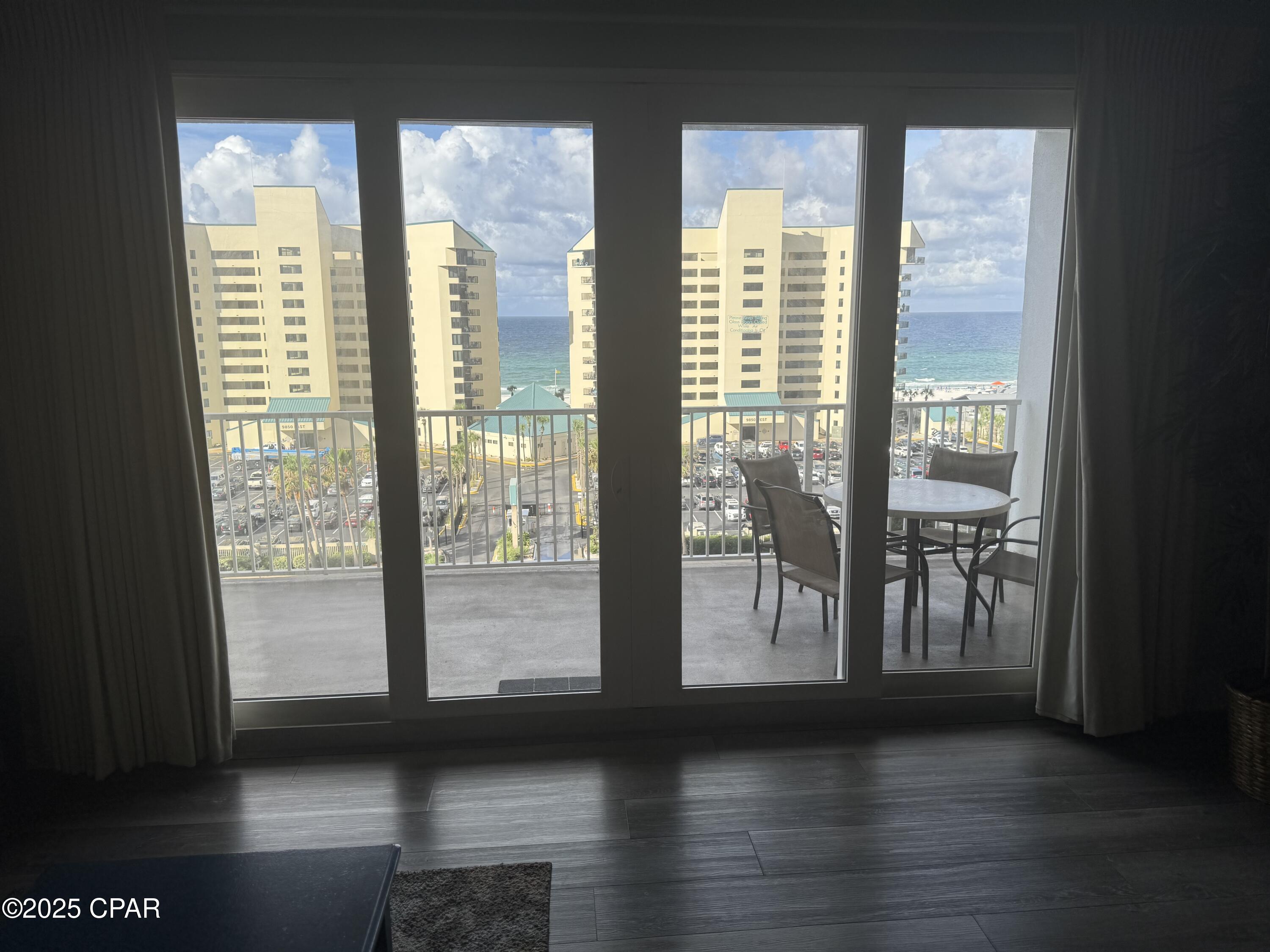 Laketown Wharf - Residential