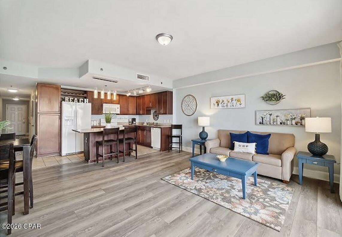 Laketown Wharf - Residential