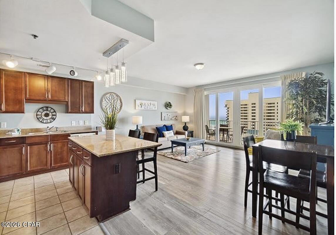 Laketown Wharf - Residential