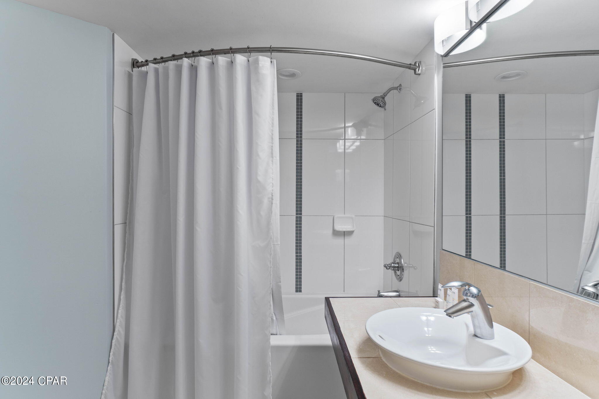 Bahia Condo - Residential