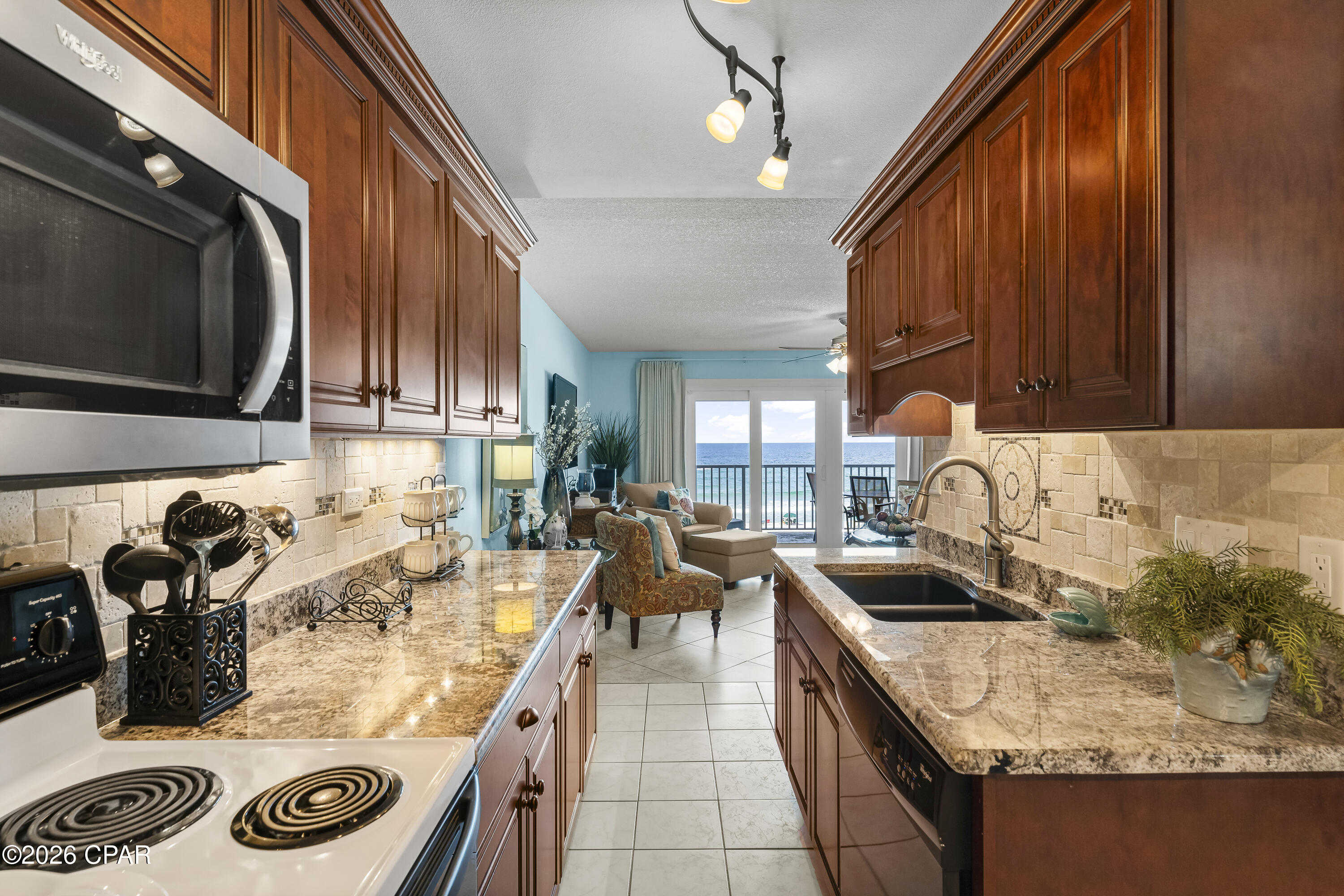 Mariner West Condo - Residential