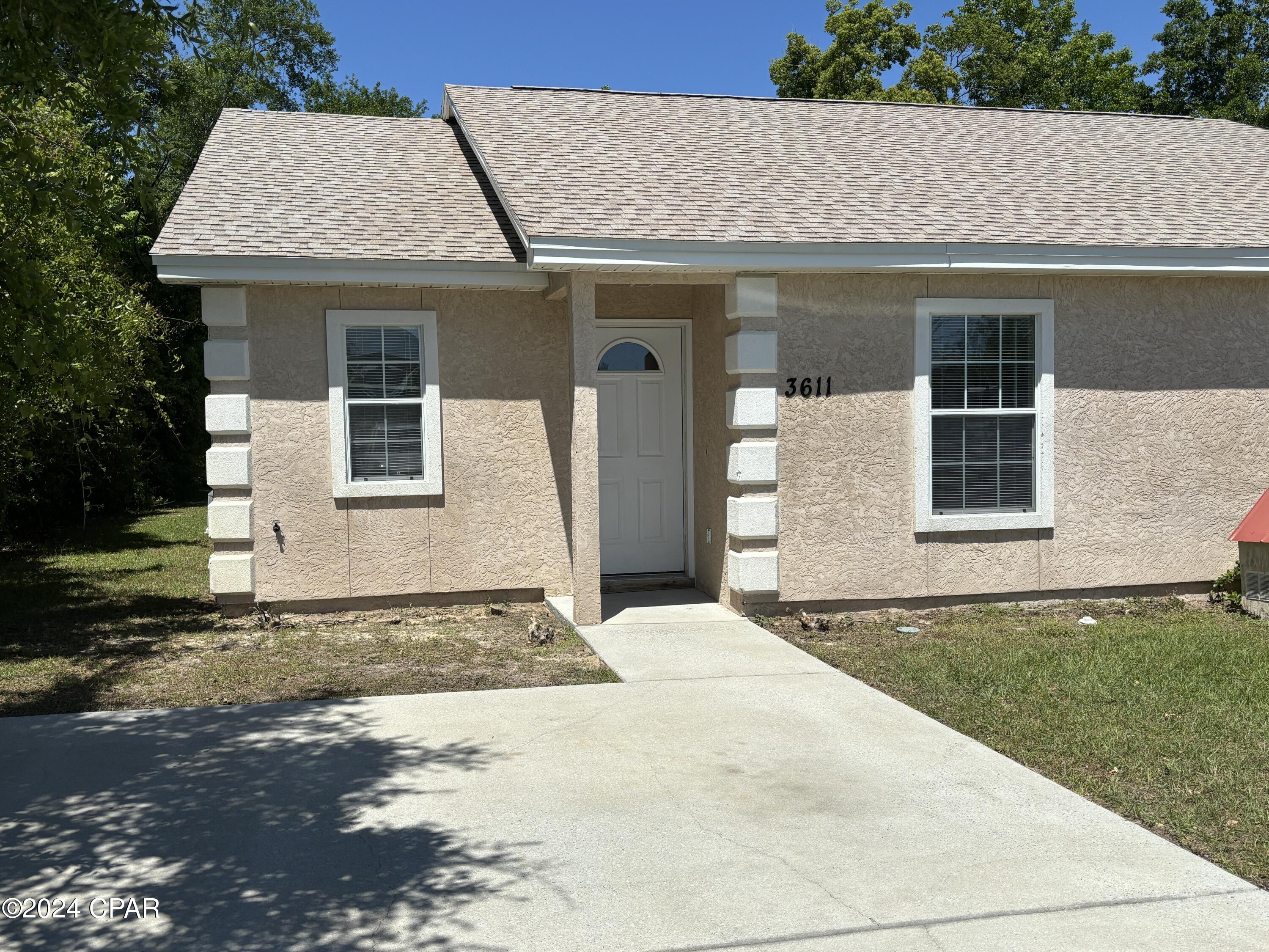 Very nice 2br 2ba duplex. Kitchen is equipped with fridge, stove, dishwasher, microwave, w/d hook- up. No pets please. Lawn care provided.