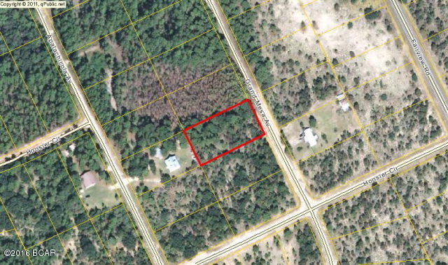 Residential lot in Compass Lake in the Hills. Enjoy the amenities that accompany ownership of CLH property.