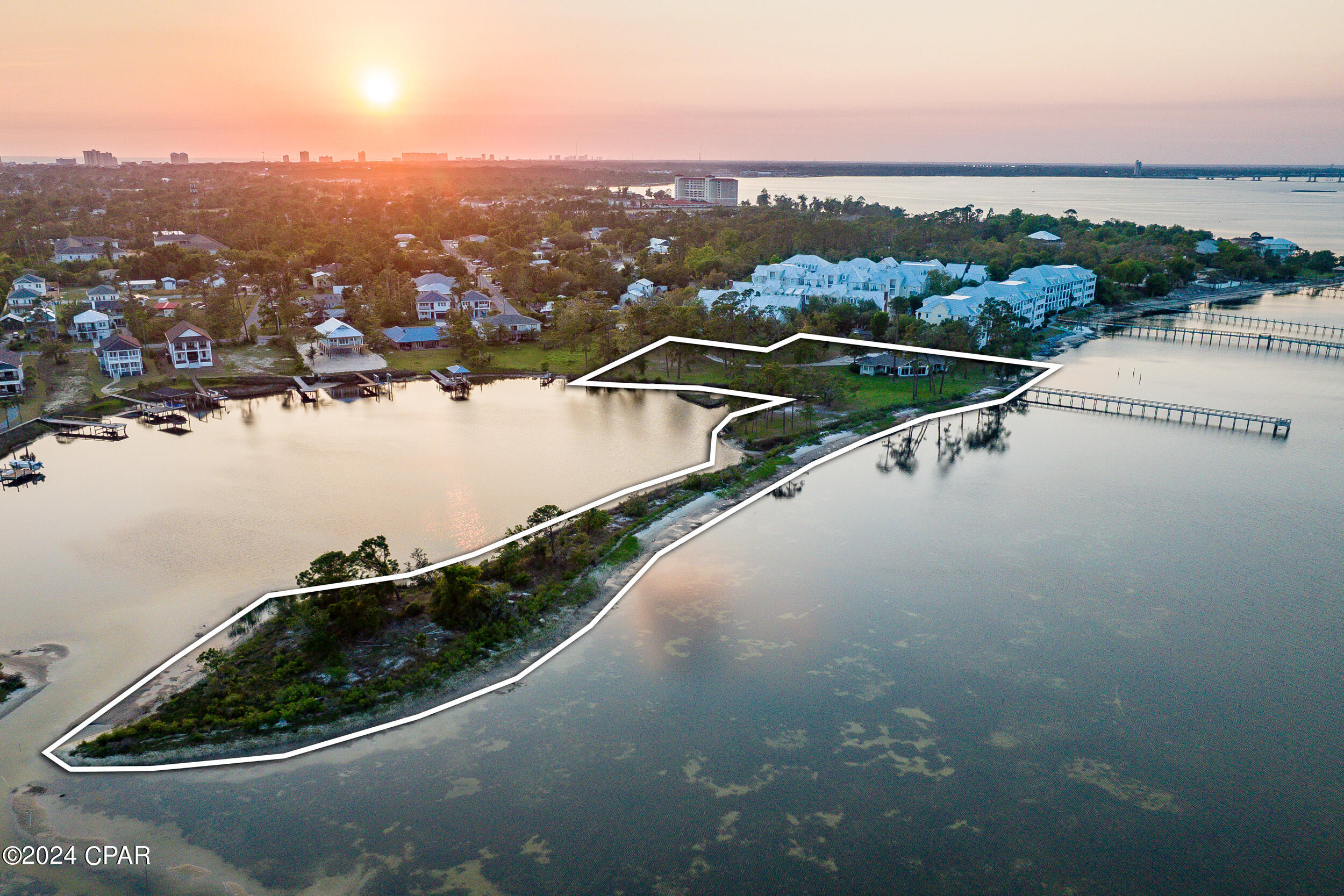 Magnolia Beach - Residential