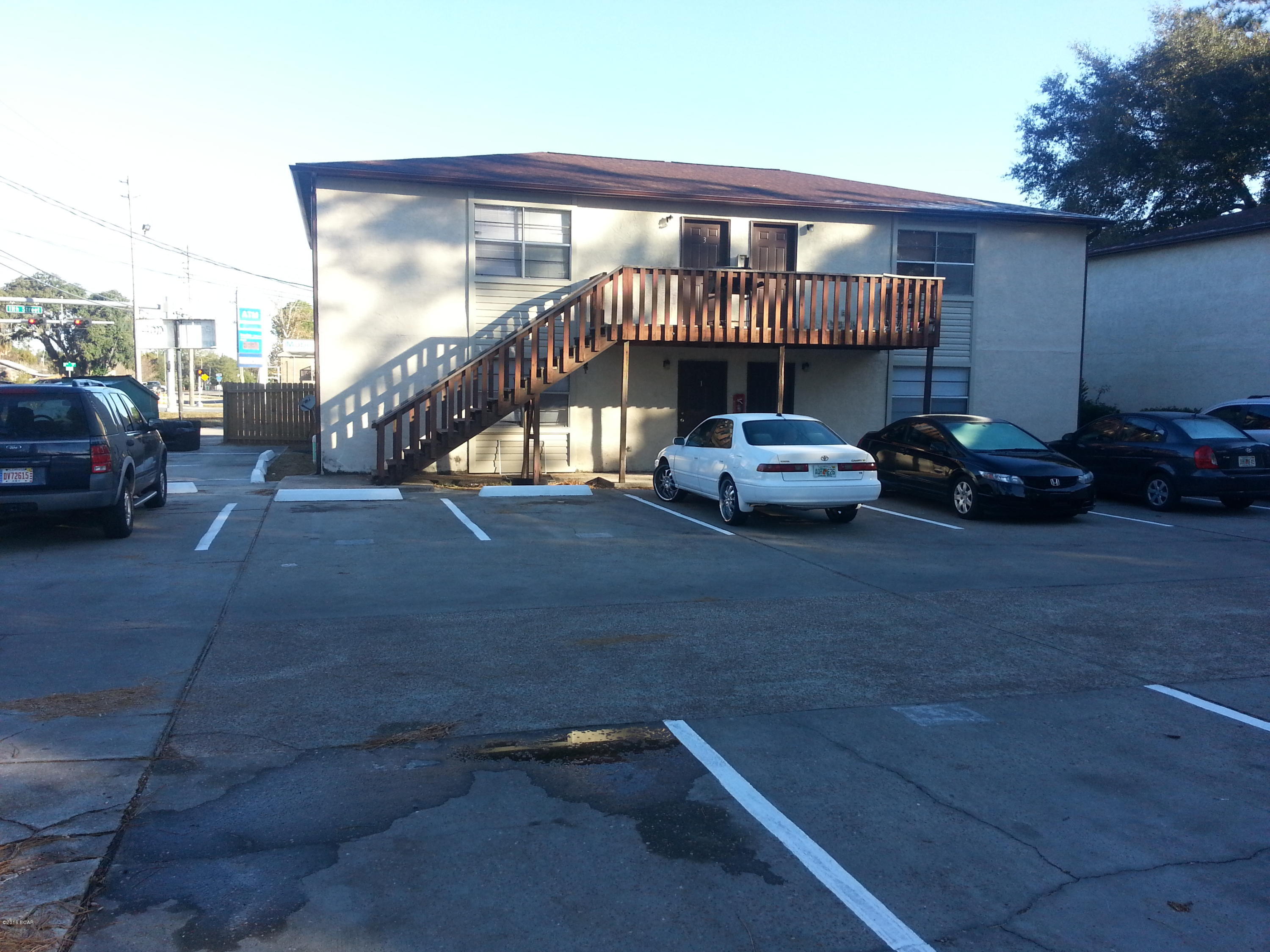 2br/1ba apartment located at the corner of Transmitter Rd. and 11th Street. Convenient to shopping, schools and Tyndall Air Force Base. This unit has newer flooring. For the safety of our agents, we require a verified application prior to scheduling a showing. Please use the link below to fill out an application. NO CREDIT CHECK. Our leasing agent will contact you within 24hrs upon receipt of a completed application.

Full Sail Realty of NWFL